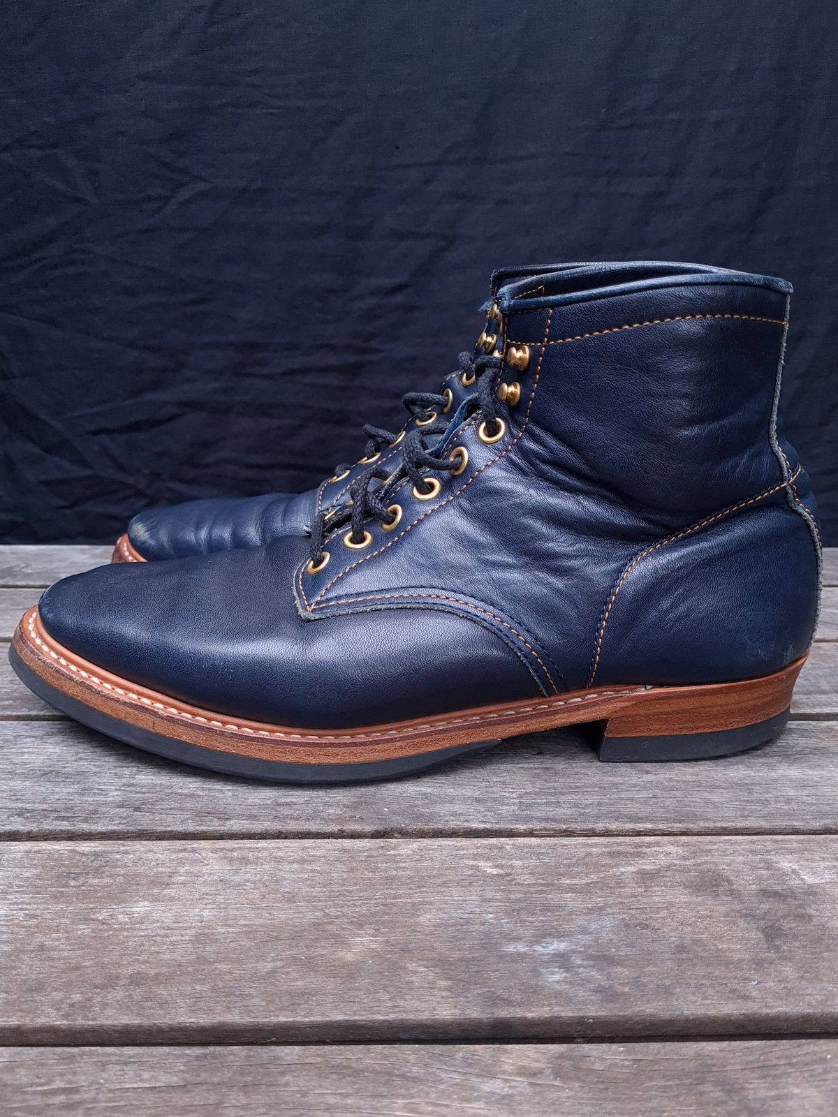 Photo by ChuckTales on December 2, 2023 of the Y'2 Leather Work Boot in Indigo Horsehide.