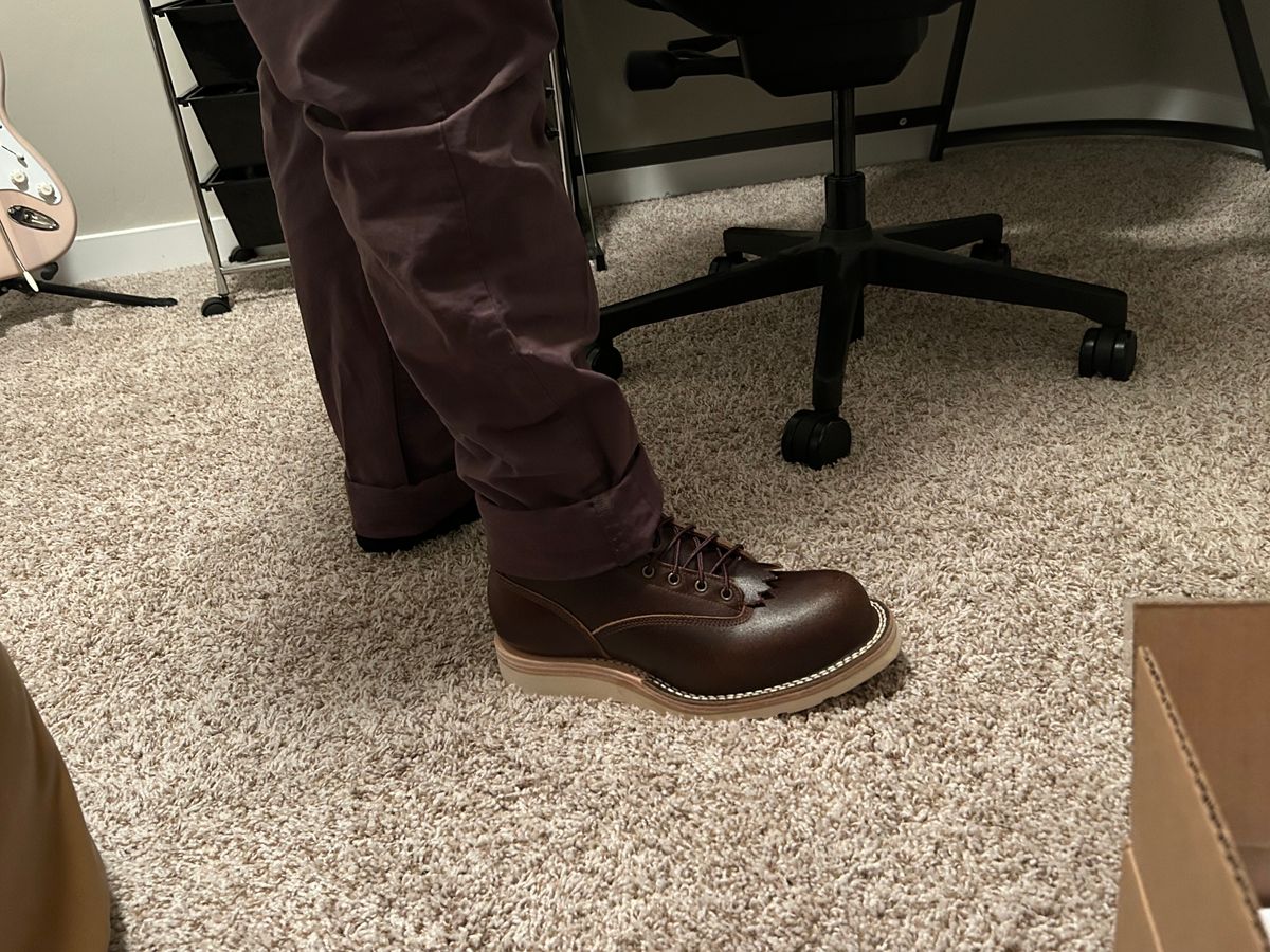Photo by killerbootsman on January 20, 2024 of the Frank's Boots Rainier in Horween Cinnamon Waxed Flesh.