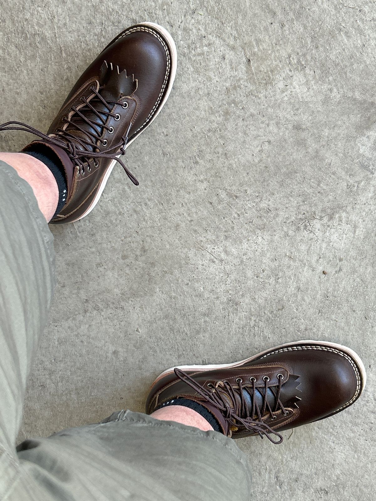 Photo by killerbootsman on May 12, 2024 of the Frank's Boots Rainier in Horween Cinnamon Waxed Flesh.