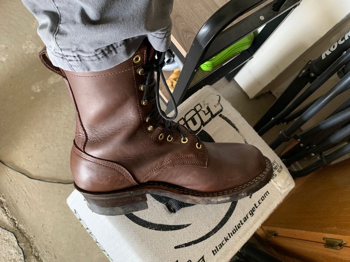 Photo by killerbootsman on June 16, 2023 of the Frank's Boots Front Range in Seidel Walnut Oil Tan.