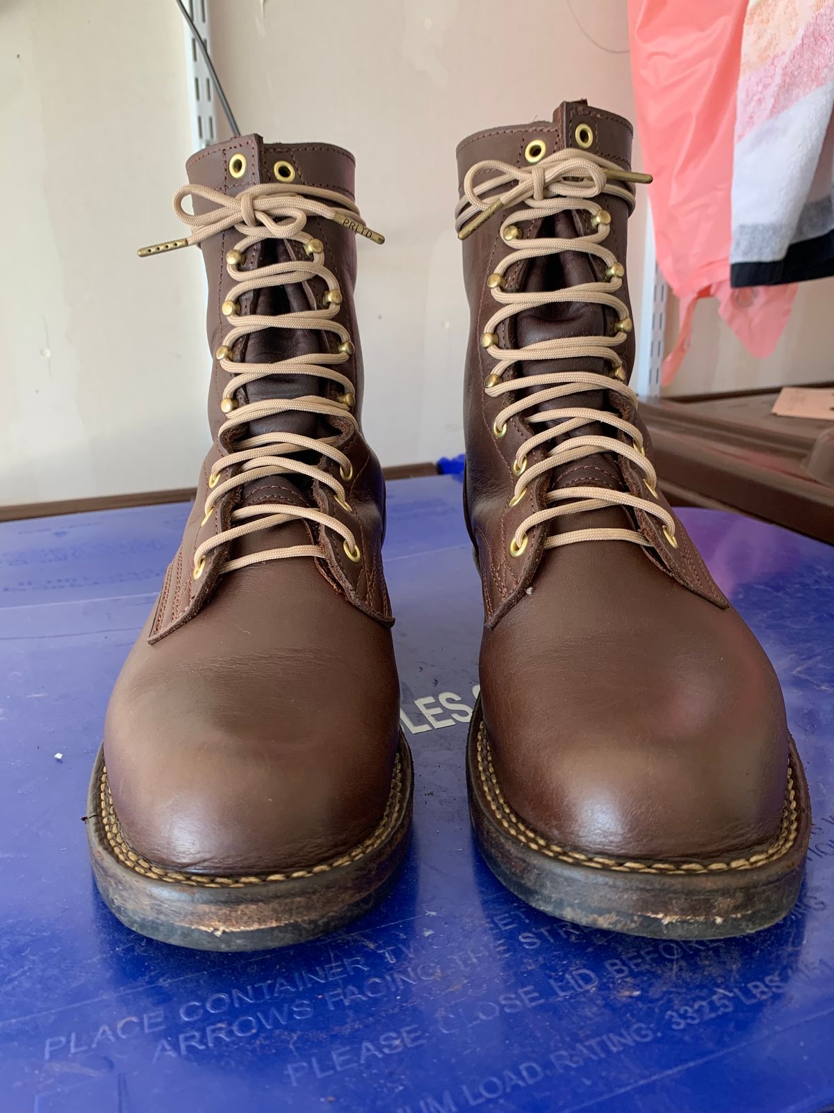Photo by killerbootsman on June 21, 2023 of the Frank's Boots Front Range in Seidel Walnut Oil Tan.