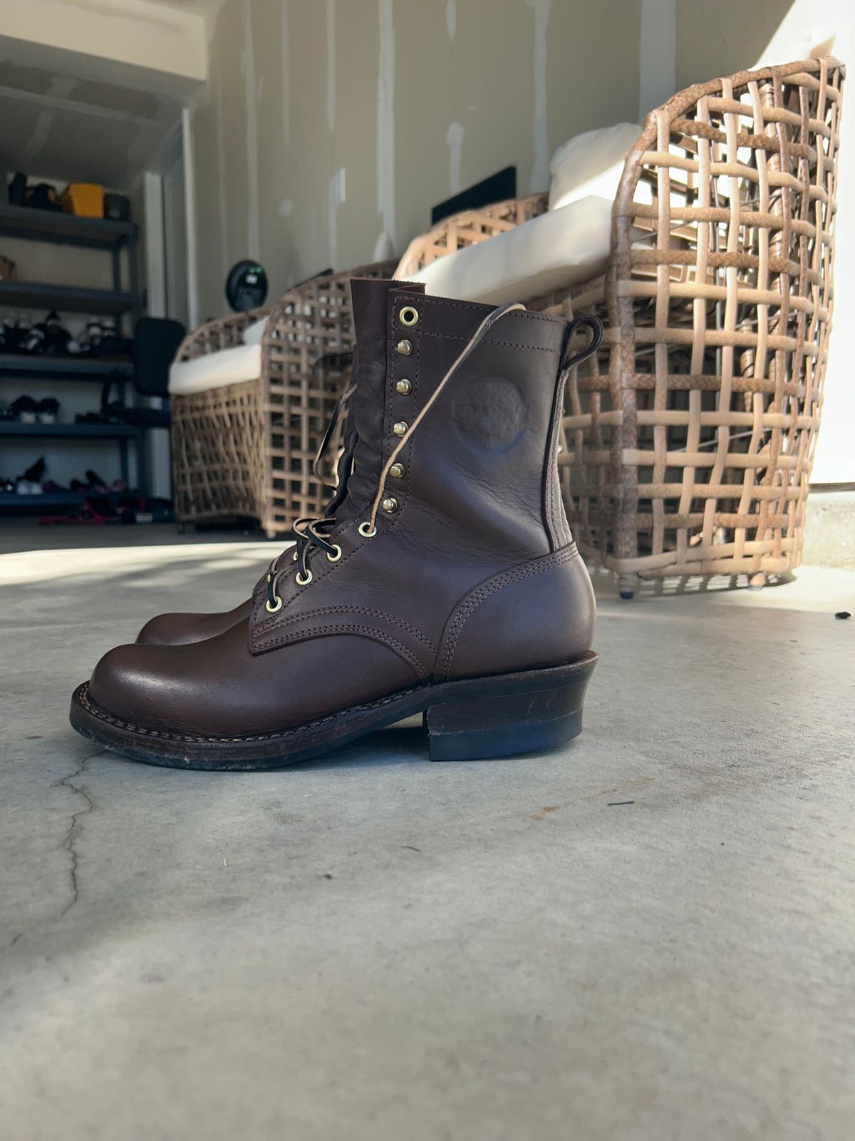 Photo by killerbootsman on October 9, 2023 of the Frank's Boots Front Range in Seidel Walnut Oil Tan.