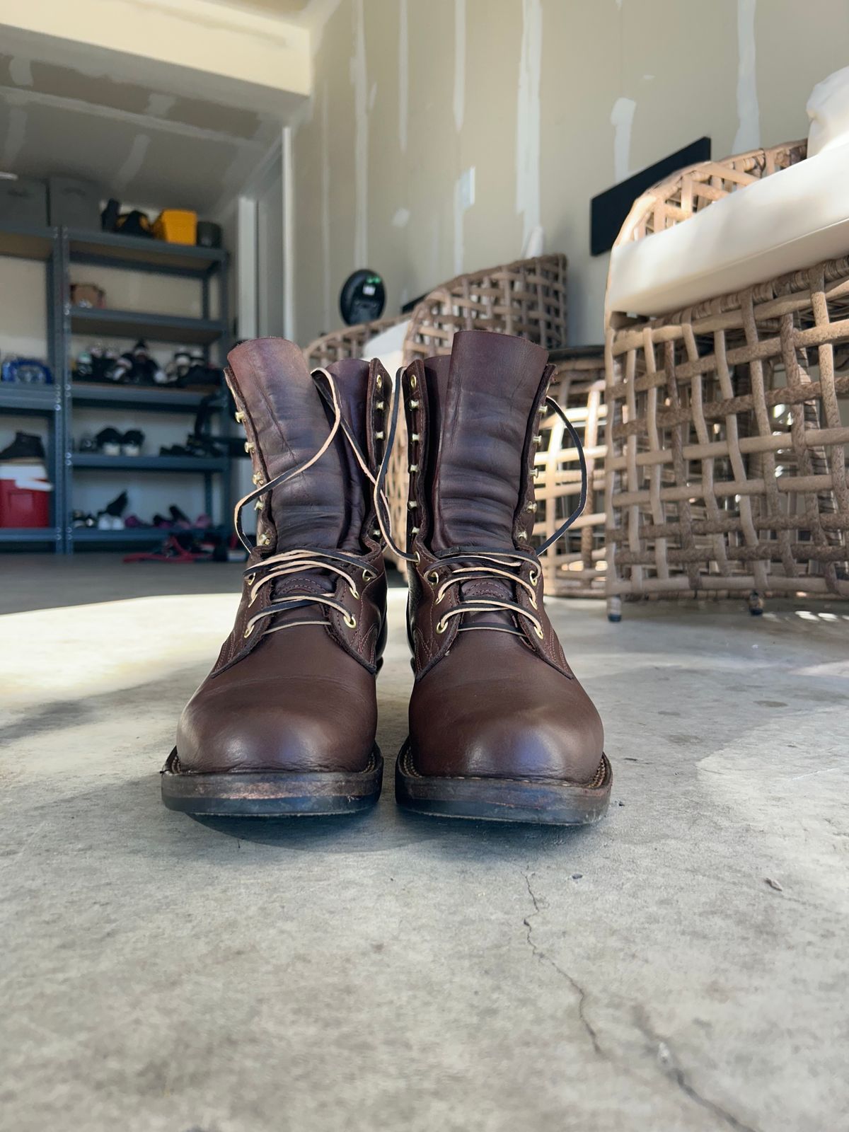 Photo by killerbootsman on October 9, 2023 of the Frank's Boots Front Range in Seidel Walnut Oil Tan.