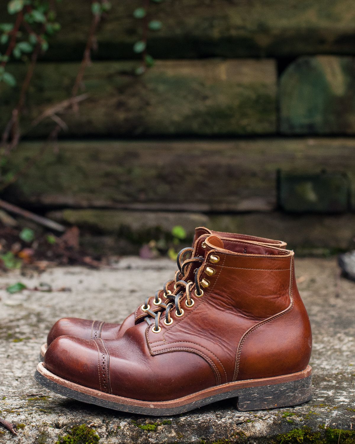 Photo by ostmo on November 4, 2022 of the Viberg Service Boot BCT in Shinki Cognac Oiled Horsebutt.
