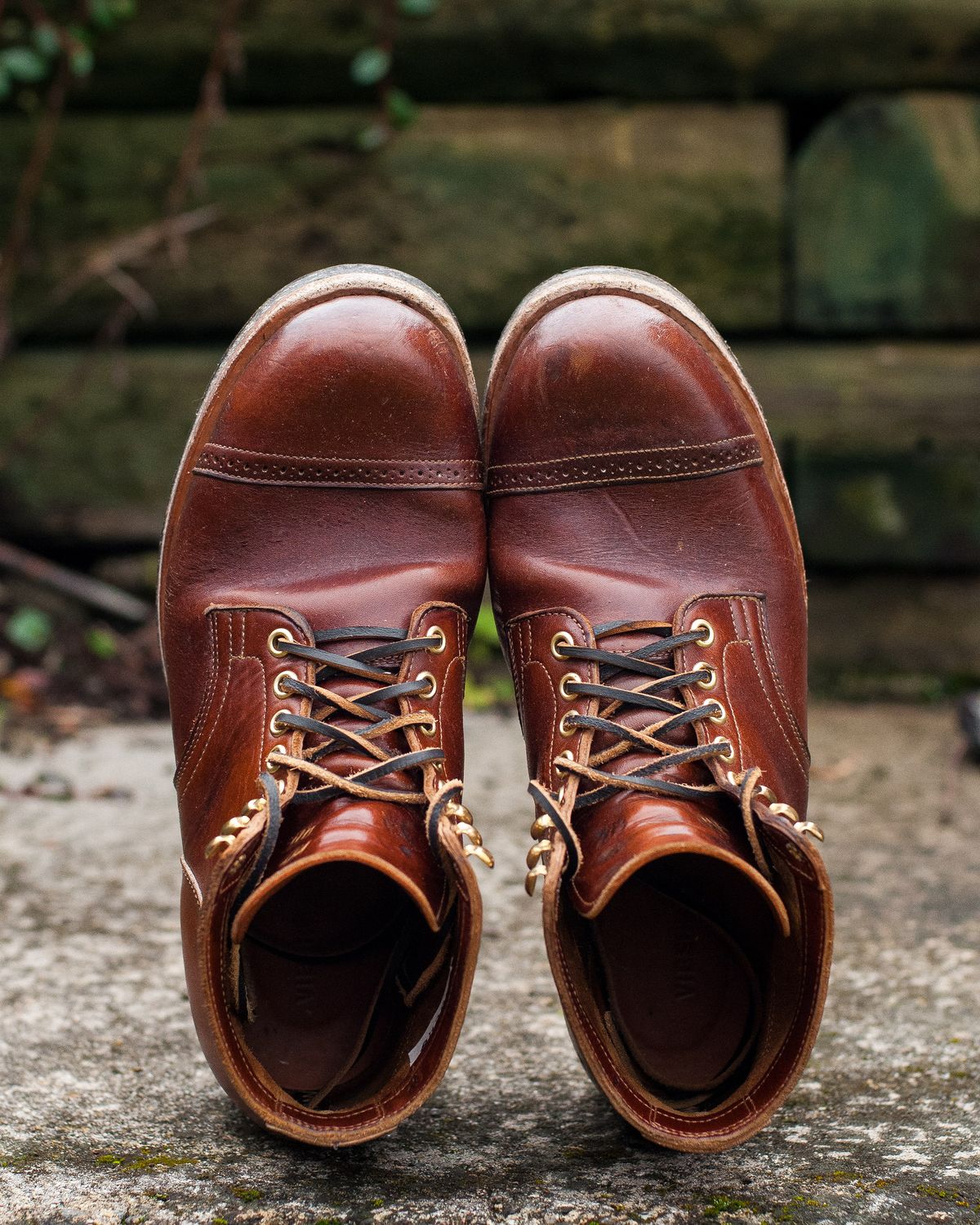 Photo by ostmo on November 4, 2022 of the Viberg Service Boot BCT in Shinki Cognac Oiled Horsebutt.