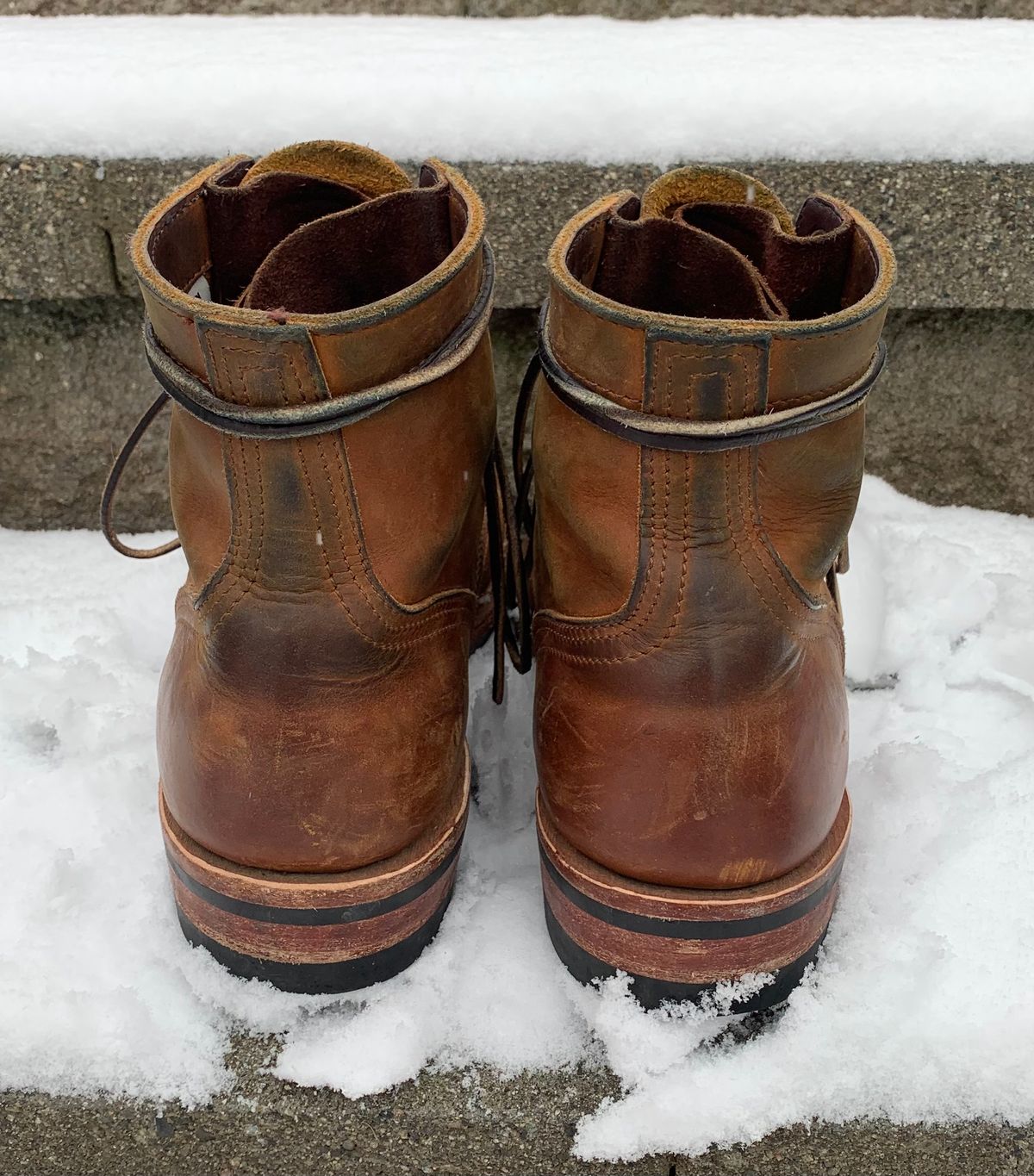 Photo by Sunbenny on February 1, 2023 of the Nicks Americana in Horween Orange Predator.
