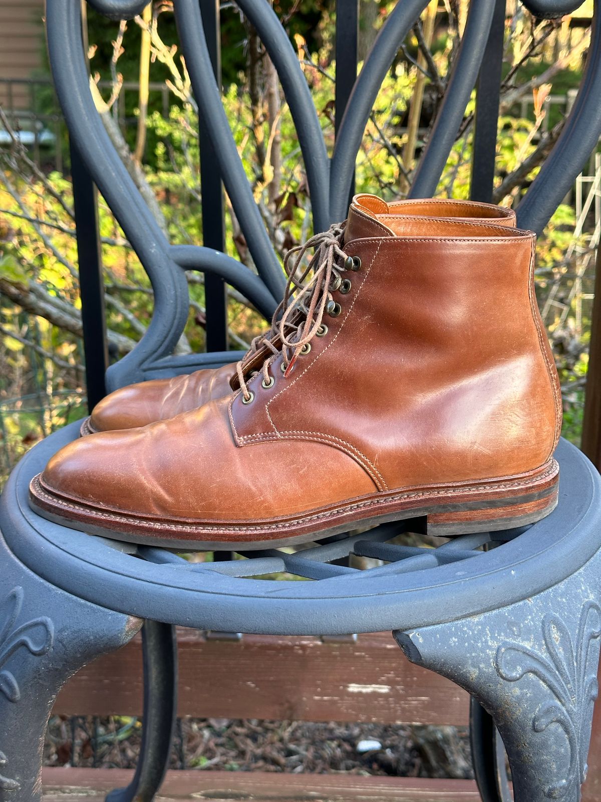 Photo by unsound_gambit on November 2, 2022 of the Grant Stone Edward Boot in Horween Honey Glazed Shell Cordovan.