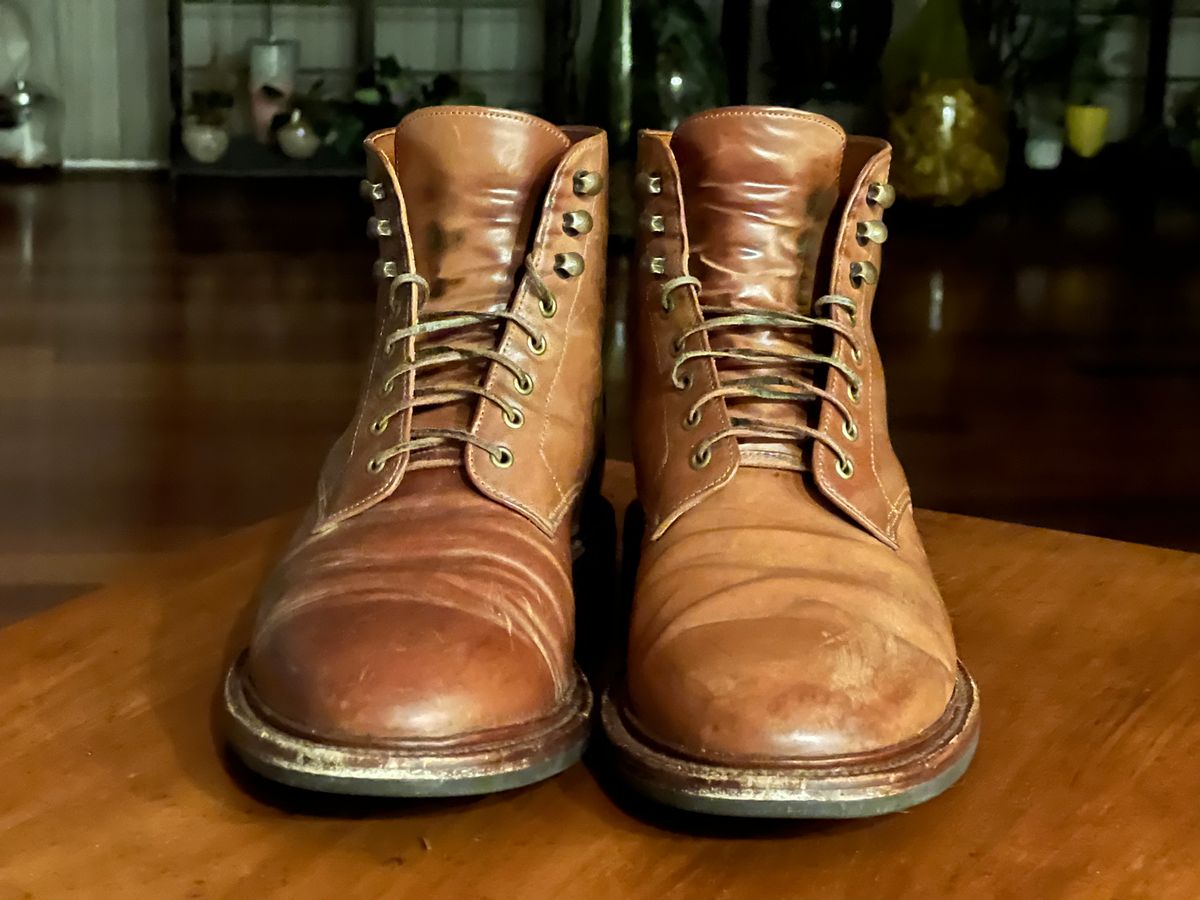 Photo by unsound_gambit on January 6, 2023 of the Grant Stone Edward Boot in Horween Honey Glazed Shell Cordovan.