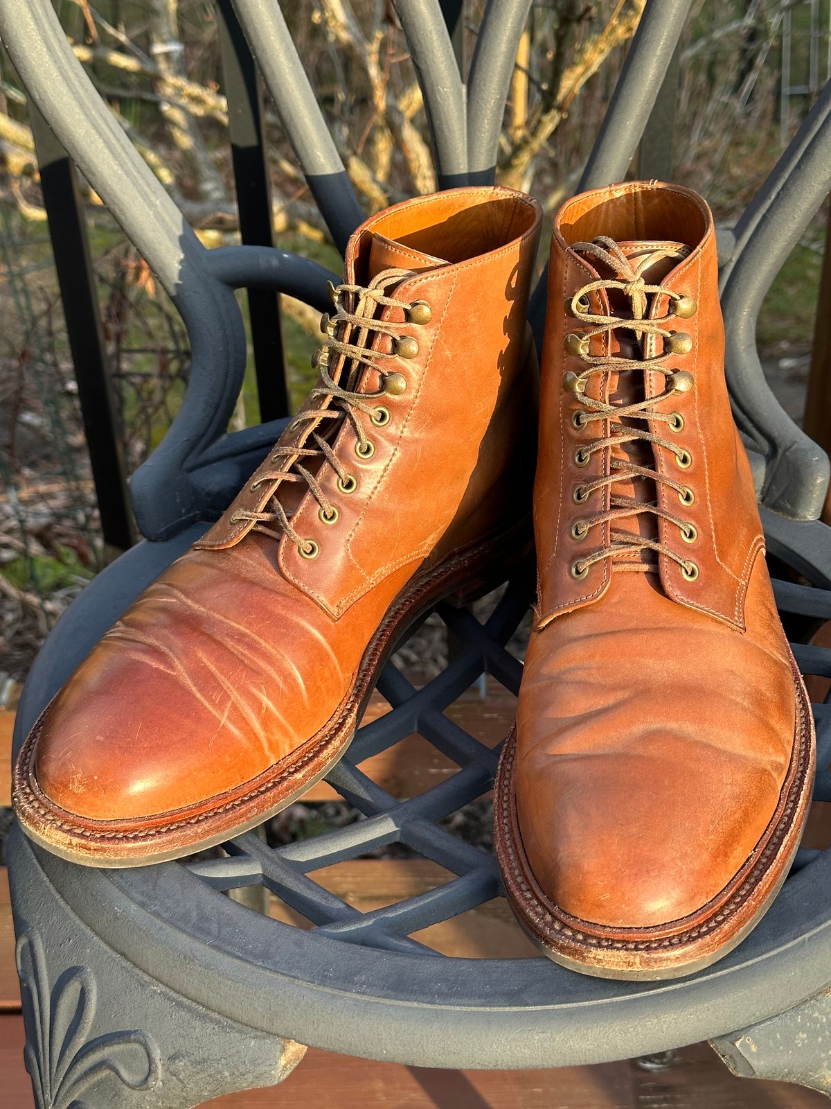 Photo by unsound_gambit on March 5, 2023 of the Grant Stone Edward Boot in Horween Honey Glazed Shell Cordovan.