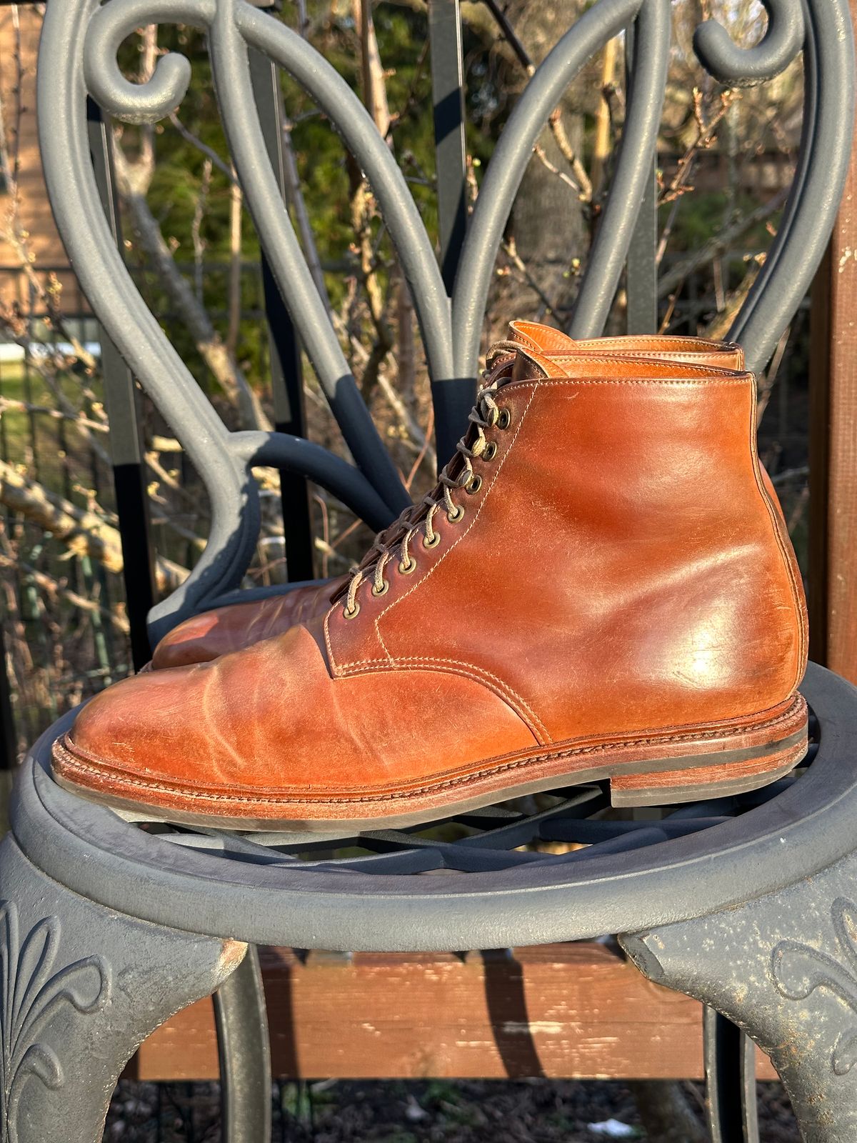 Photo by unsound_gambit on March 5, 2023 of the Grant Stone Edward Boot in Horween Honey Glazed Shell Cordovan.