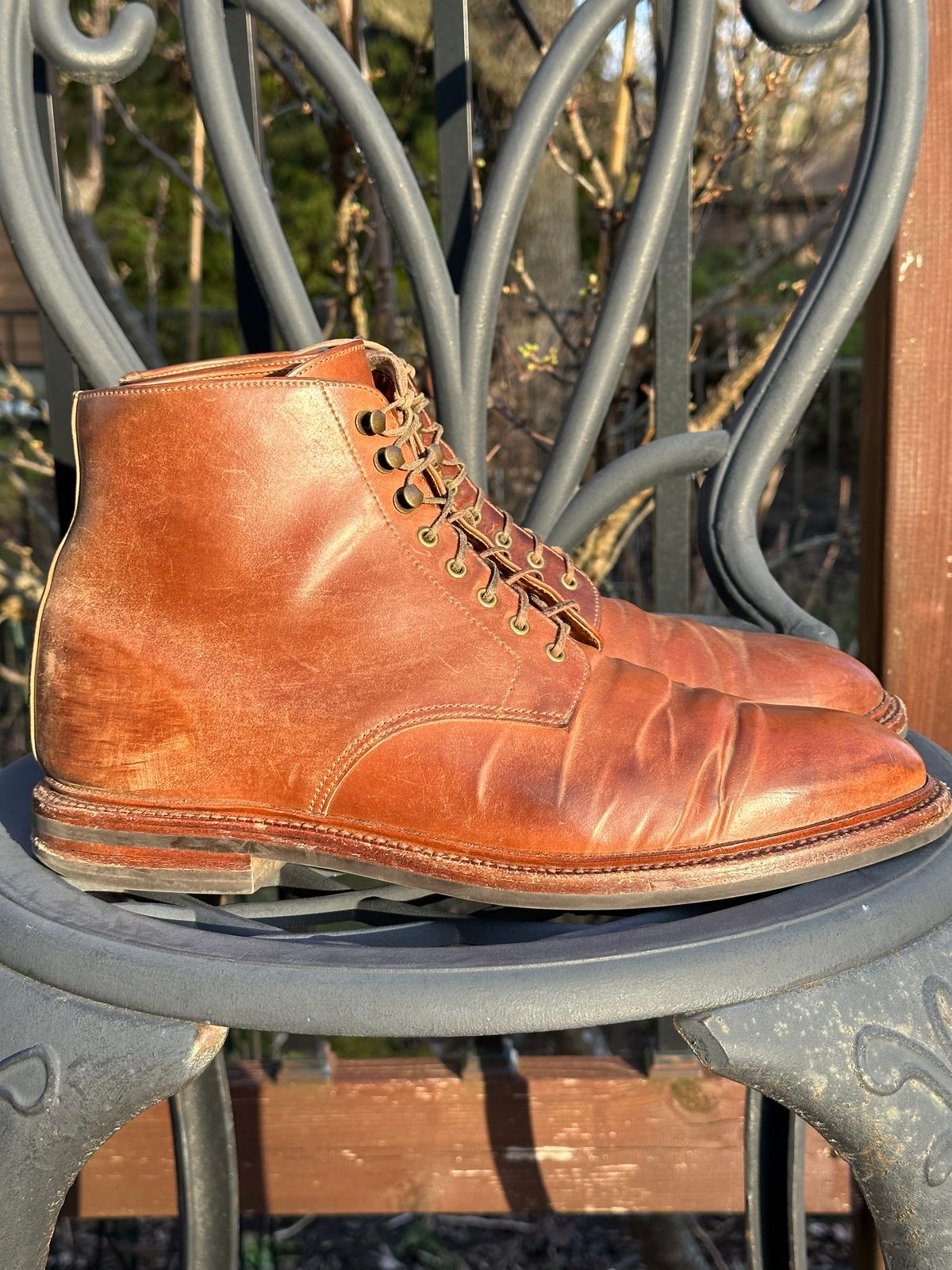 Photo by unsound_gambit on March 5, 2023 of the Grant Stone Edward Boot in Horween Honey Glazed Shell Cordovan.
