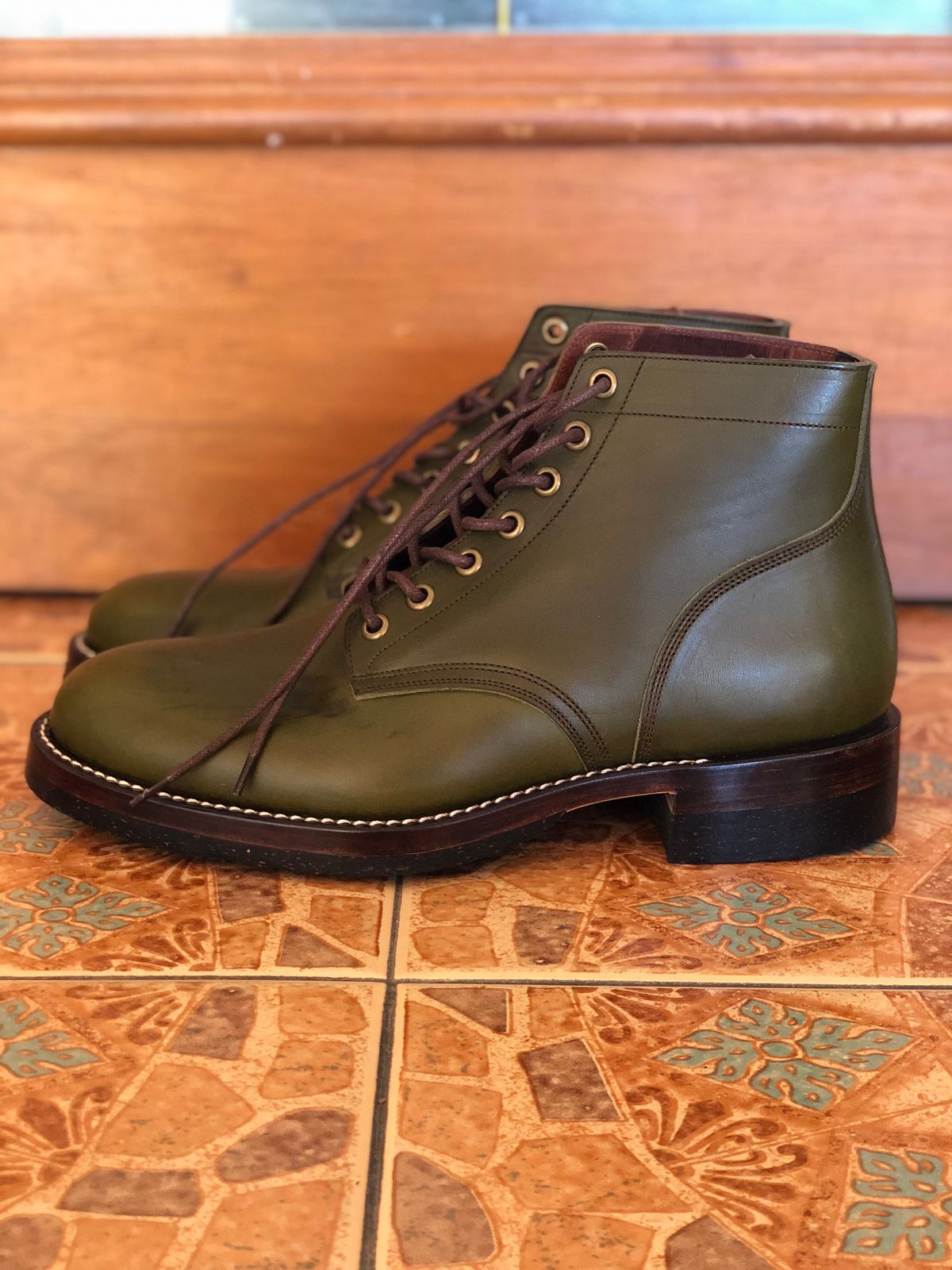 Photo by bijansesame on October 1, 2022 of the Onderhoud SVC01 Boondocker in Badalassi Carlo Olive Green Minerva.