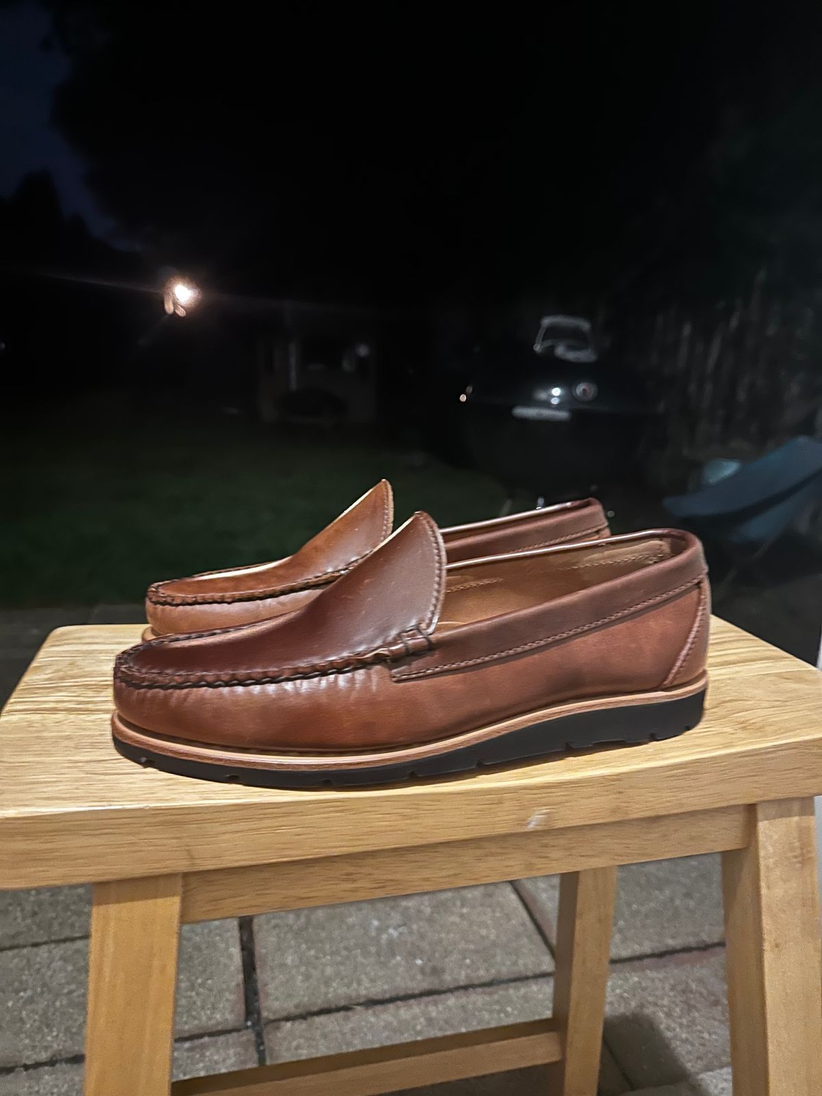 Photo by 8loop on October 1, 2024 of the Rancourt & Co. Blue Isle Venetian in Horween Whisky Shell Cordovan.