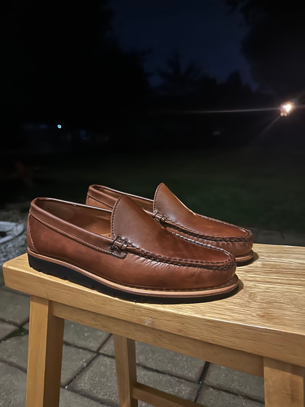 Photo by 8loop on October 1, 2024 of the Rancourt & Co. Blue Isle Venetian in Horween Whisky Shell Cordovan.