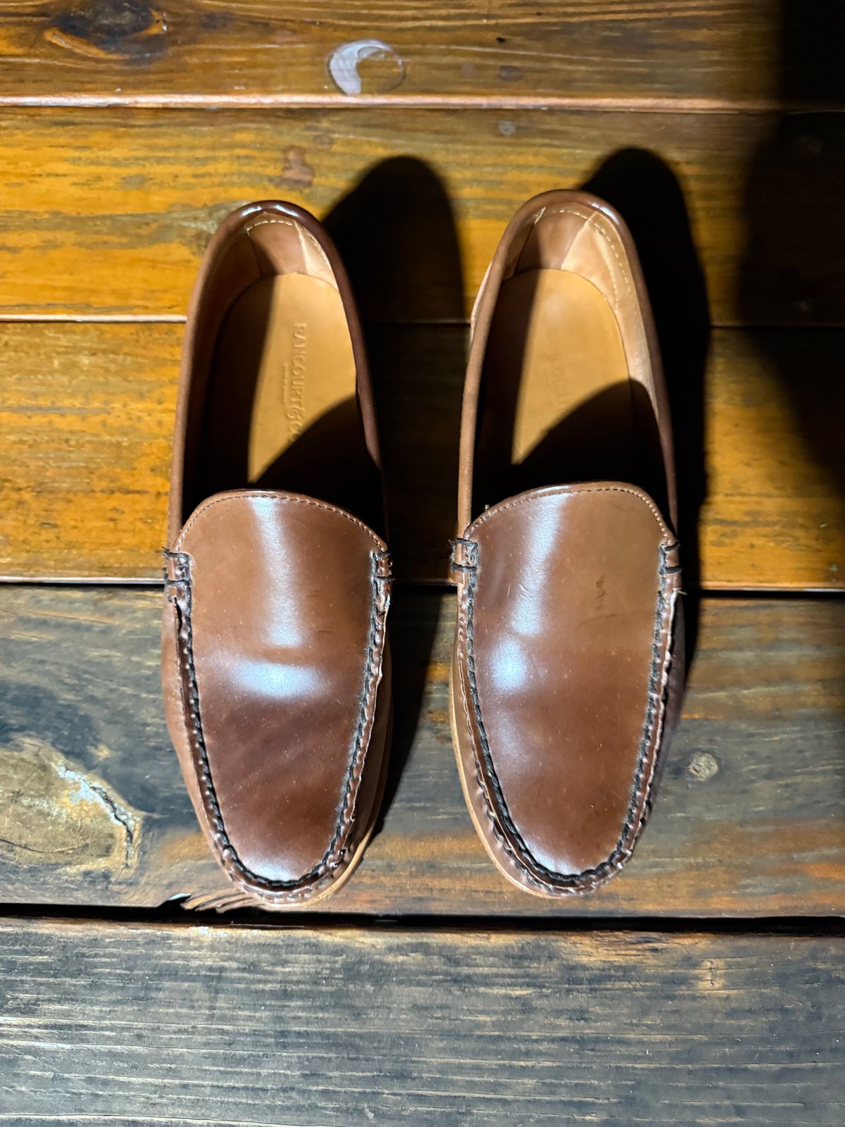 Photo by 8loop on November 6, 2024 of the Rancourt & Co. Blue Isle Venetian in Horween Whisky Shell Cordovan.