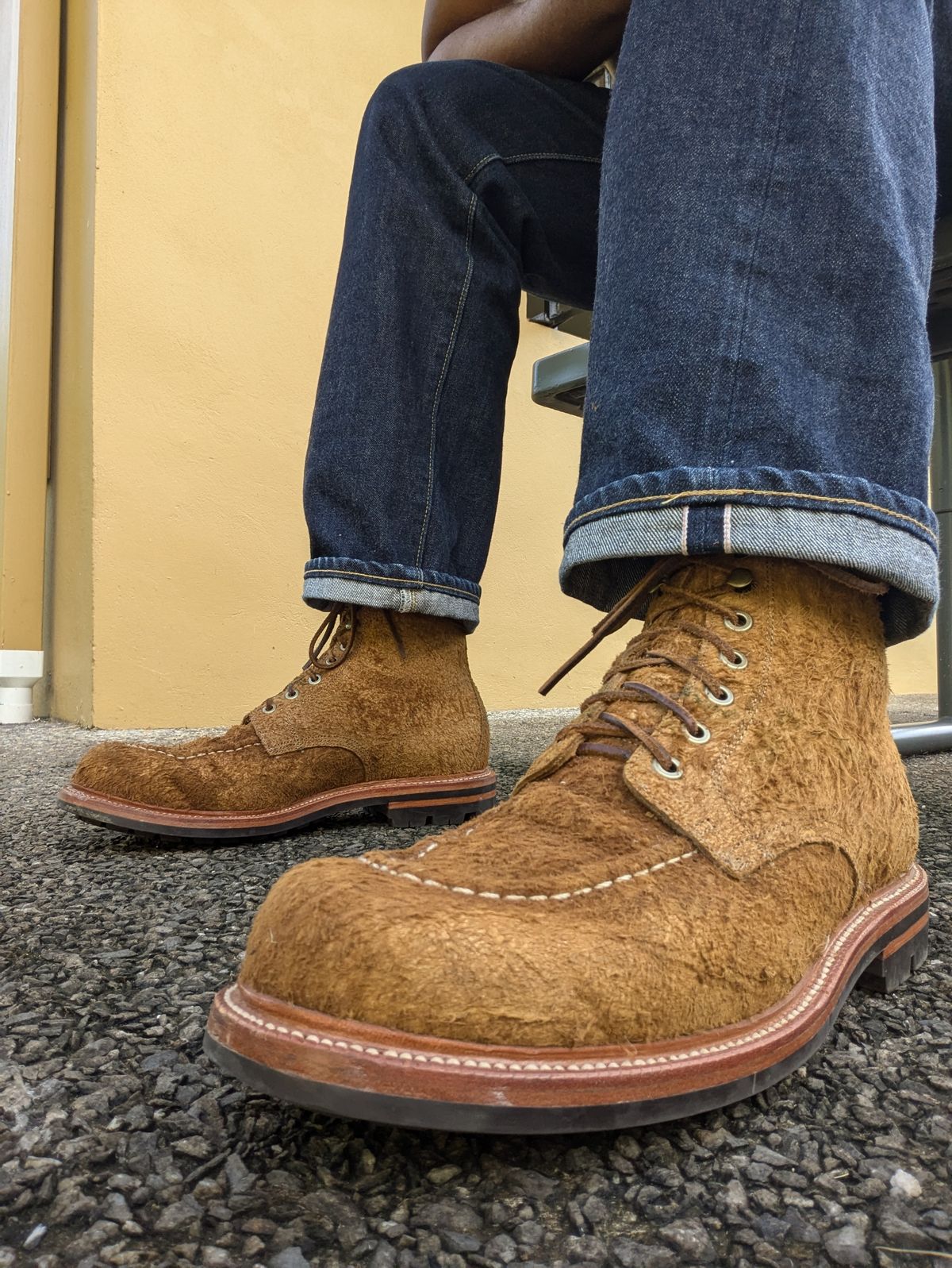 Photo by dwbrunton on November 30, 2024 of the Grant Stone Brass Boot in C.F. Stead Bronze Rough Mohawk.