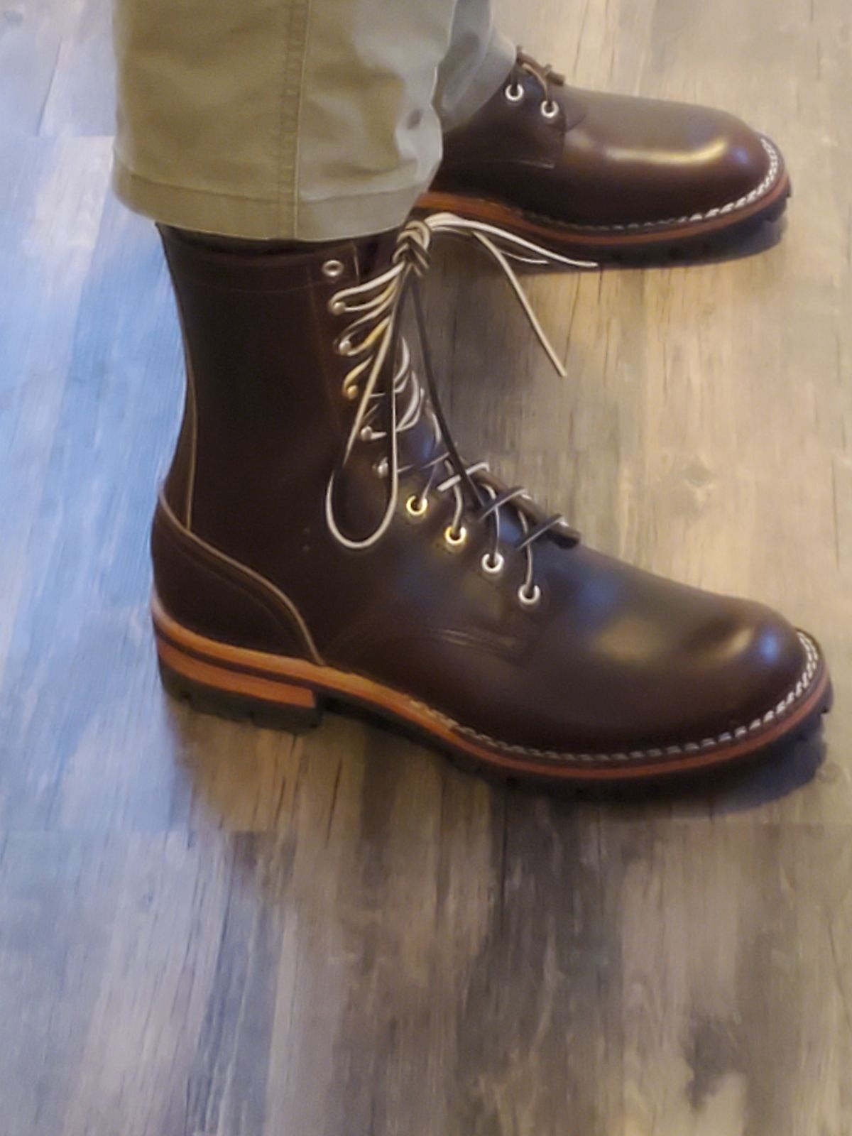 Photo by tdoellman on December 4, 2023 of the Nicks MTO in Horween Brown Chromexcel.