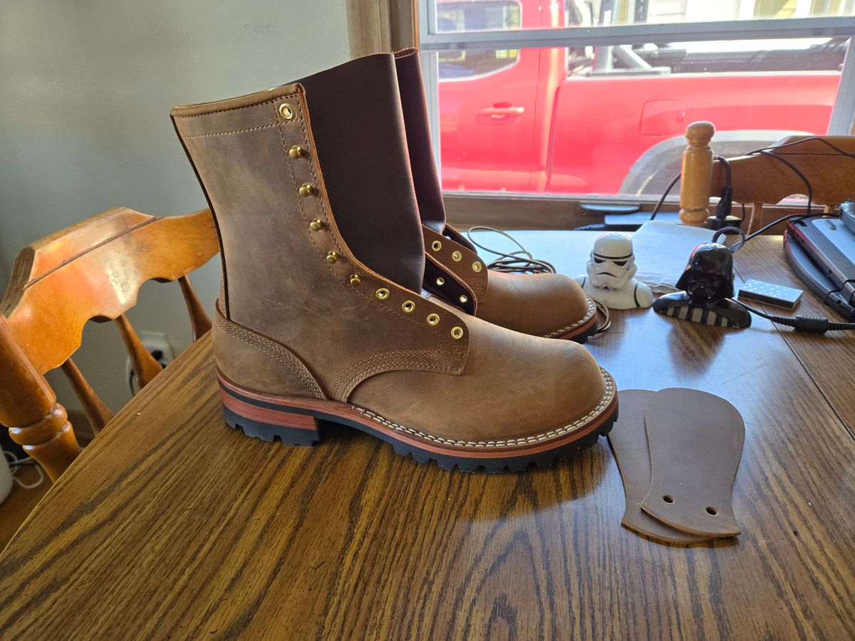 Photo by tdoellman on April 5, 2025 of the Nicks MTO in Seidel WeatherShield Brown.