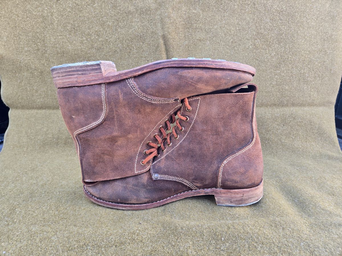 Photo by tdoellman on February 17, 2025 of the What Price Glory Unknown Model in Unknown Leather.