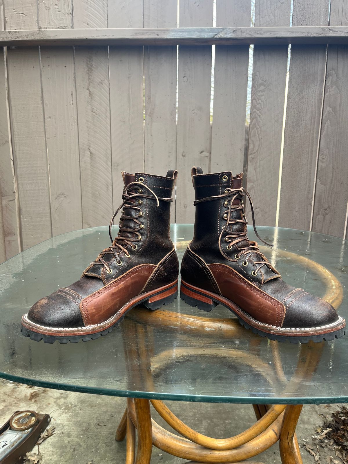 Photo by Francisco on February 23, 2023 of the Nicks Unlisted Model in Horween Brown Waxed Flesh.