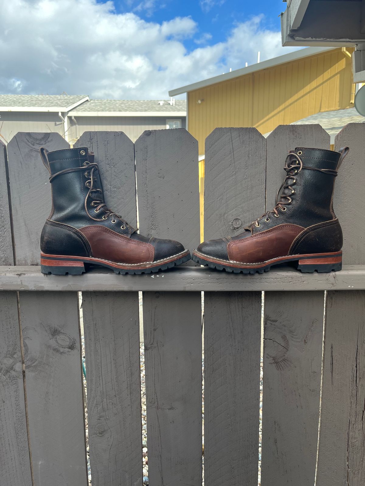 Photo by Francisco on February 23, 2023 of the Nicks Unlisted Model in Horween Brown Waxed Flesh.