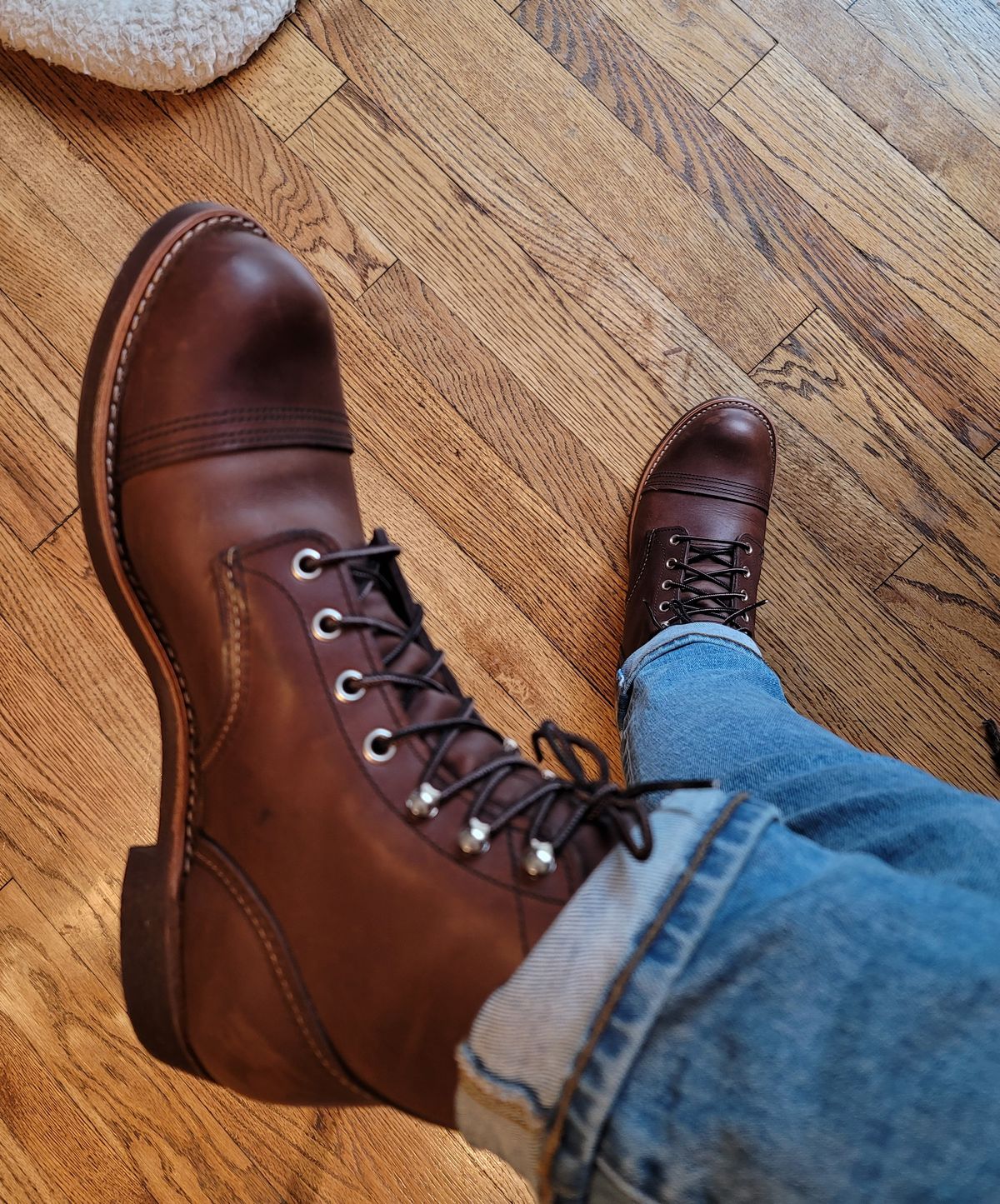 Photo by jdkim on July 26, 2022 of the Red Wing Iron Ranger in S.B. Foot Amber Harness.