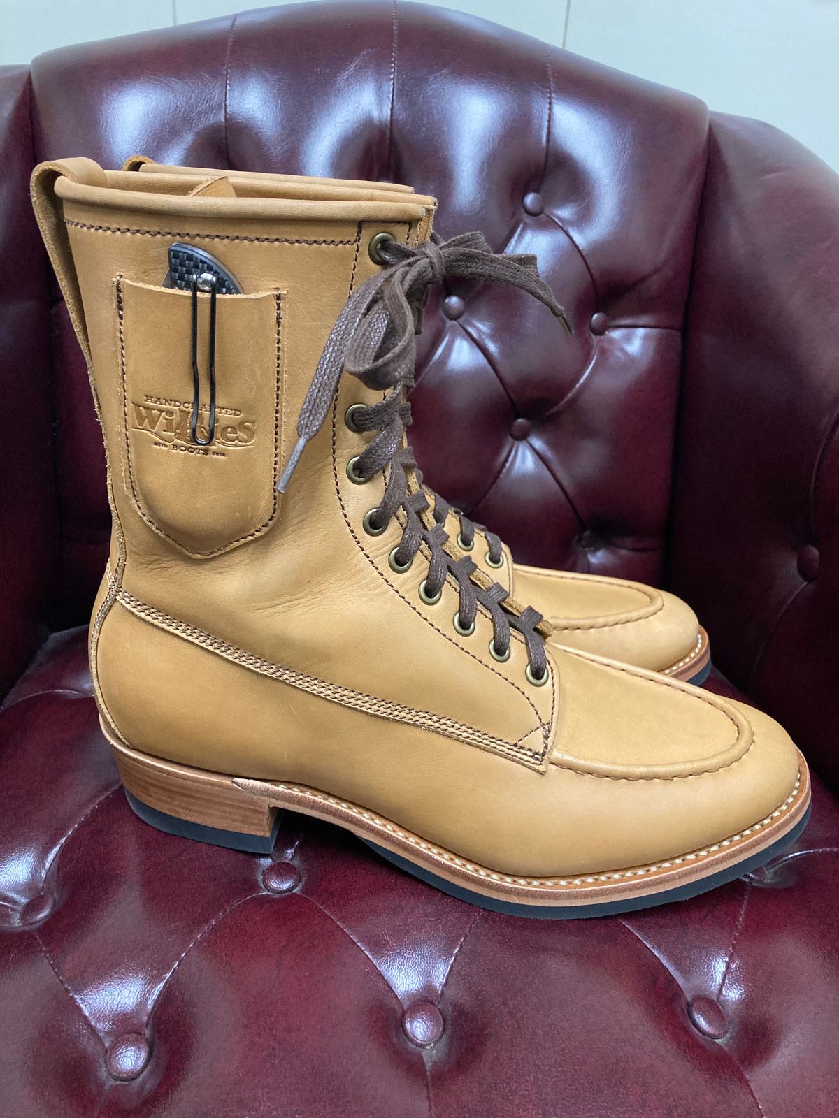 Photo by buellrider on October 1, 2024 of the Willie's Handmade Boots Hunting Boot in Horween Natural Latigo.
