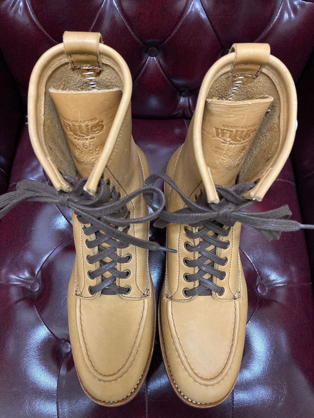 Photo by buellrider on October 1, 2024 of the Willie's Handmade Boots Hunting Boot in Horween Natural Latigo.