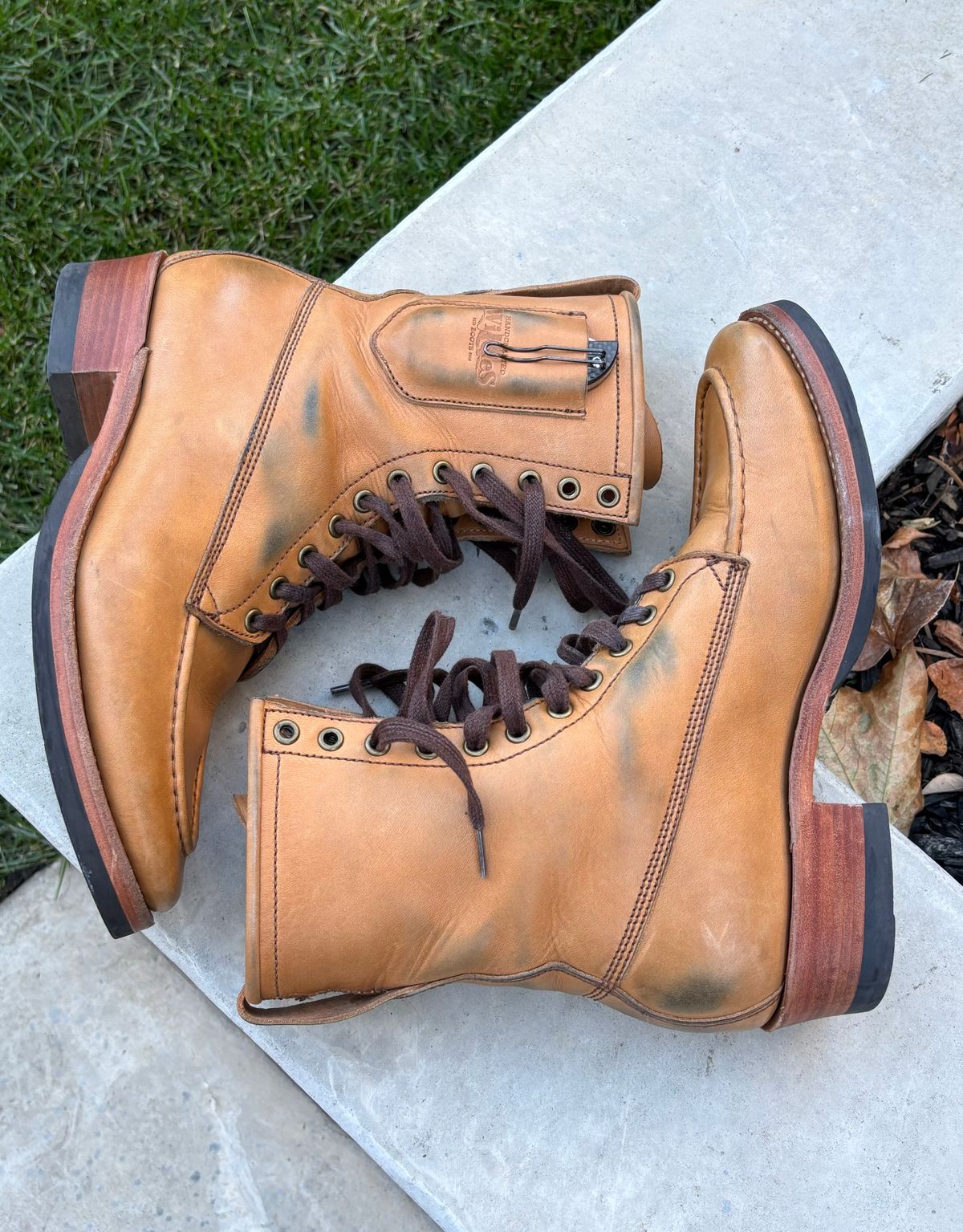 Photo by buellrider on November 3, 2024 of the Willie's Handmade Boots Hunting Boot in Horween Natural Latigo.