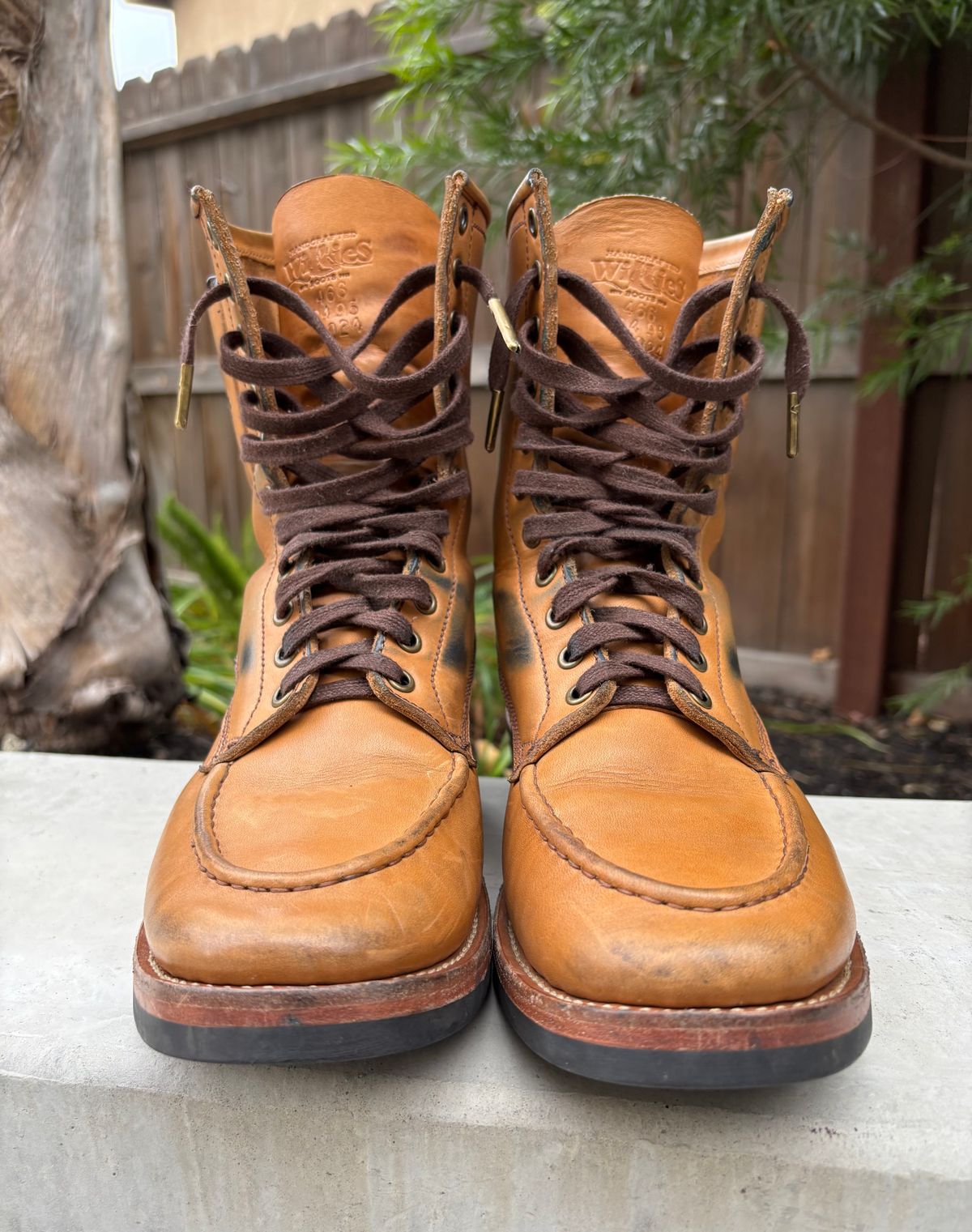 Photo by buellrider on December 1, 2024 of the Willie's Handmade Boots Hunting Boot in Horween Natural Latigo.