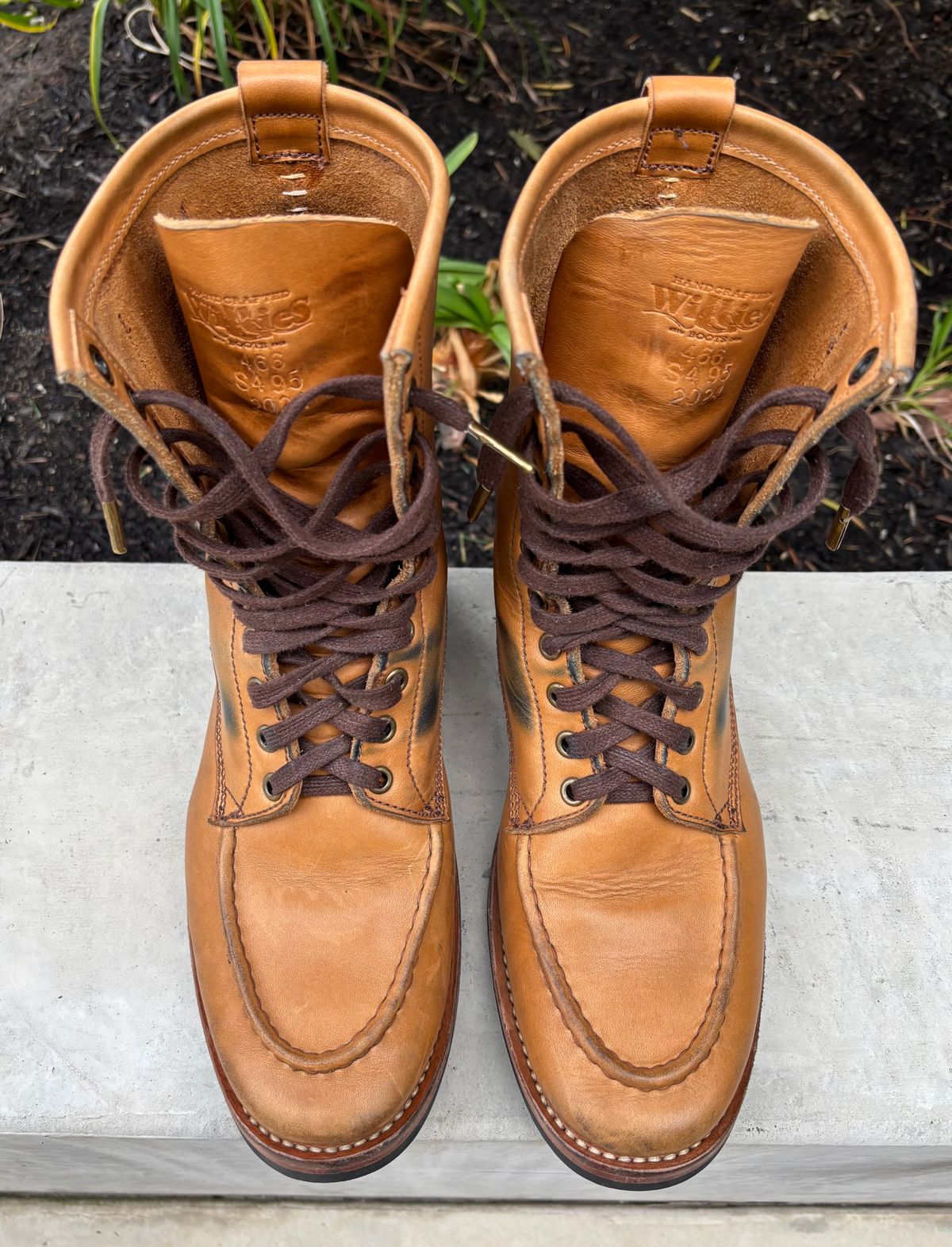 Photo by buellrider on December 1, 2024 of the Willie's Handmade Boots Hunting Boot in Horween Natural Latigo.