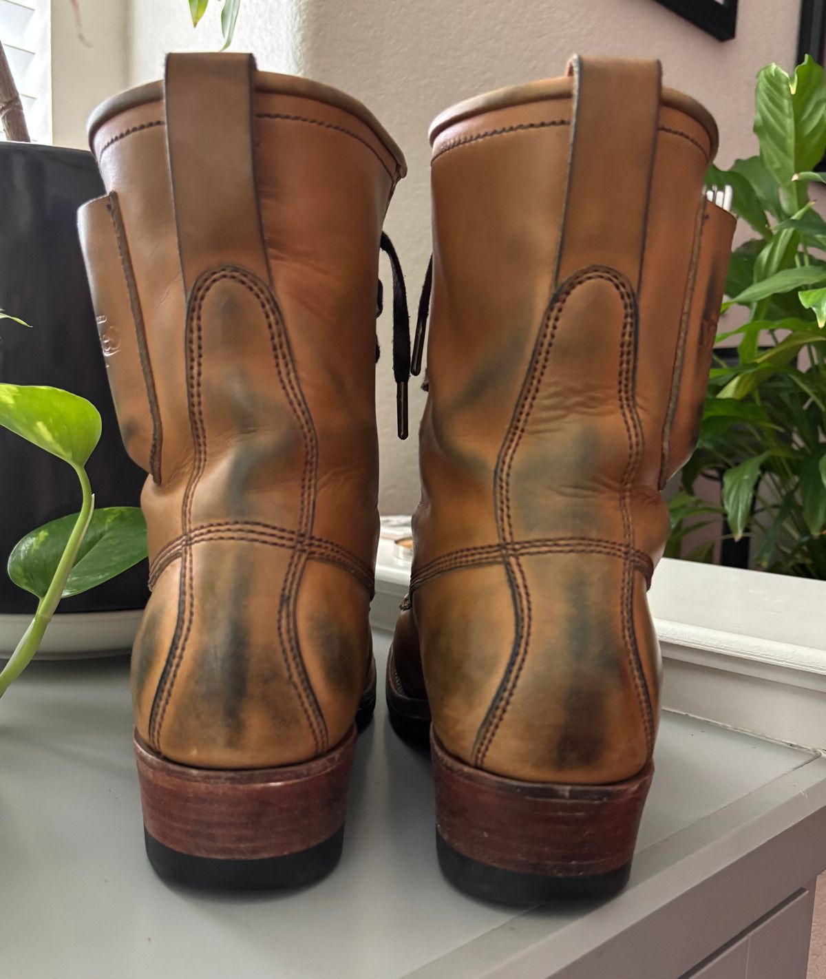 Photo by buellrider on January 1, 2025 of the Willie's Handmade Boots Hunting Boot in Horween Natural Latigo.