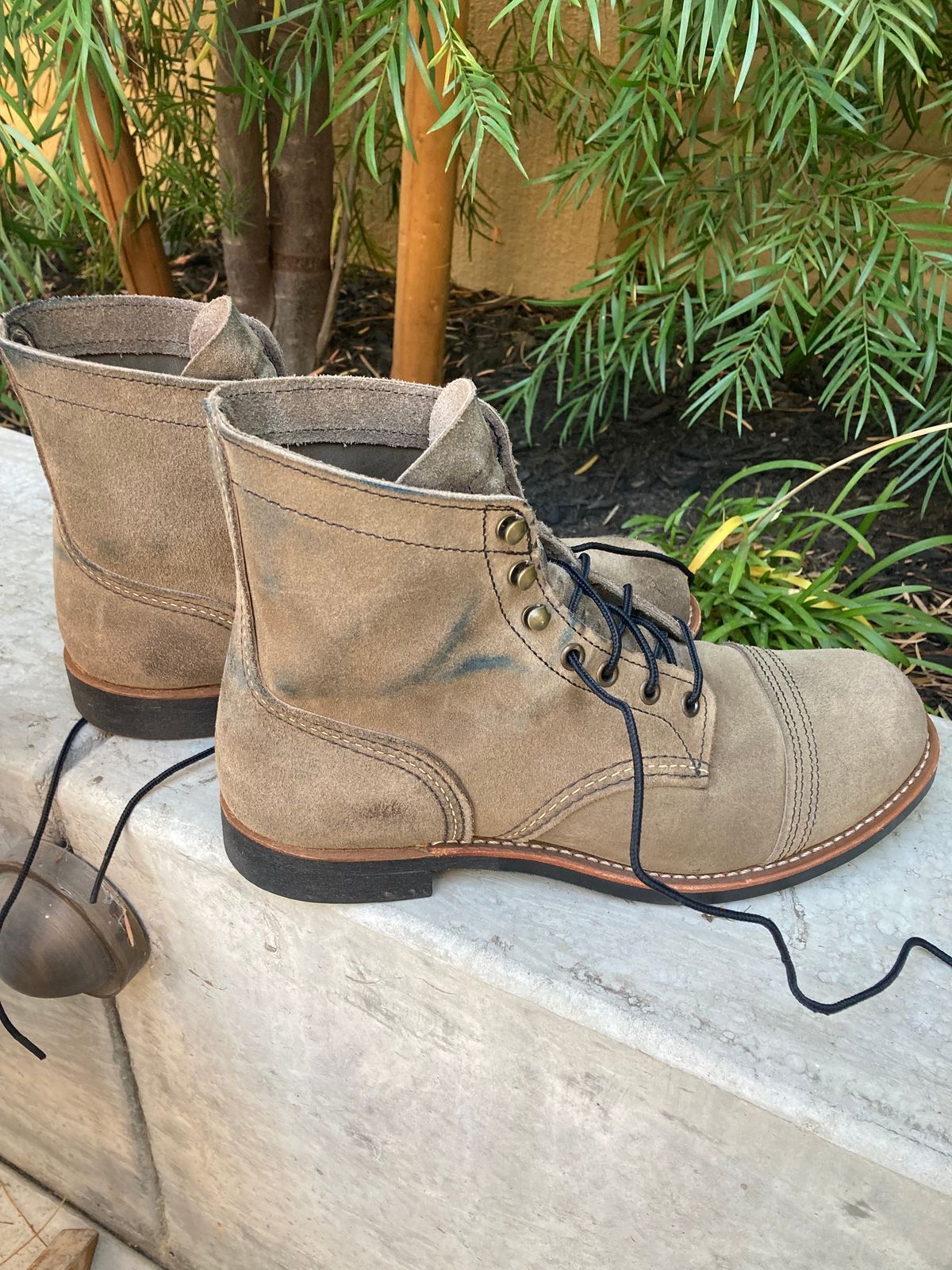 Photo by buellrider on November 5, 2023 of the Red Wing Iron Ranger in S.B. Foot Slate Muleskinner.