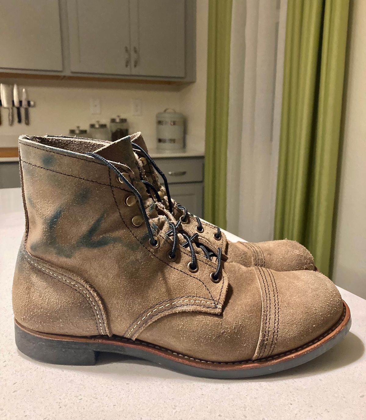 Photo by buellrider on February 4, 2024 of the Red Wing Iron Ranger in S.B. Foot Slate Muleskinner.