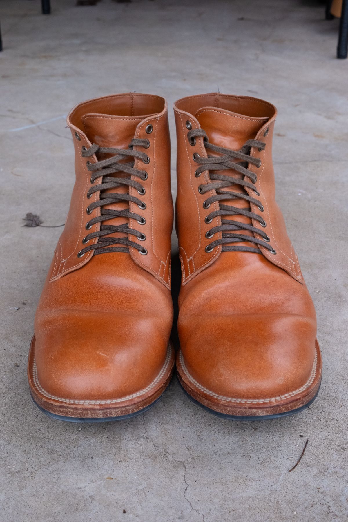 Photo by Hi.Im.Ron on January 1, 2024 of the Viberg Service Boot in Maryam Col. 1060 TPR Horsebutt.