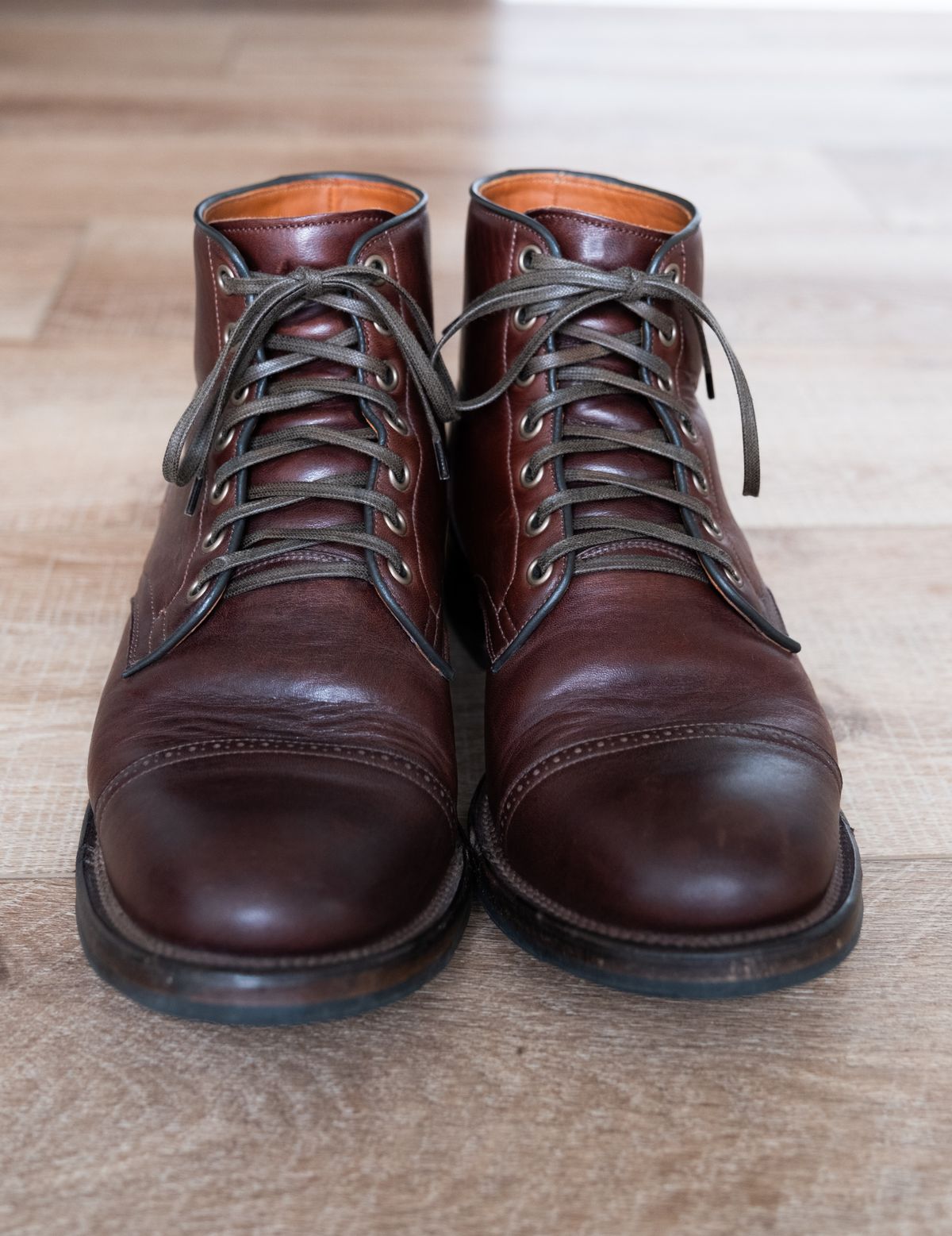 Photo by Hi.Im.Ron on November 4, 2024 of the Viberg Service Boot in Shinki Hikaku Dark Brown Latigo Horsehide.