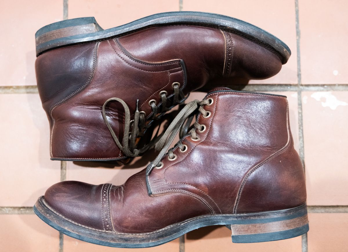 Photo by Hi.Im.Ron on February 6, 2024 of the Viberg Service Boot in Shinki Hikaku Dark Brown Latigo Horsehide.