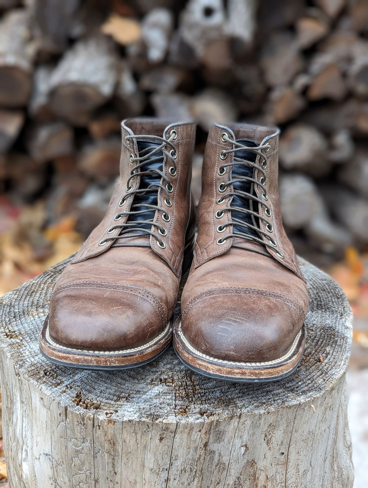 Photo by timelesstough on November 1, 2023 of the Viberg Service Boot BCT in Maryam 1071 Horsebutt.