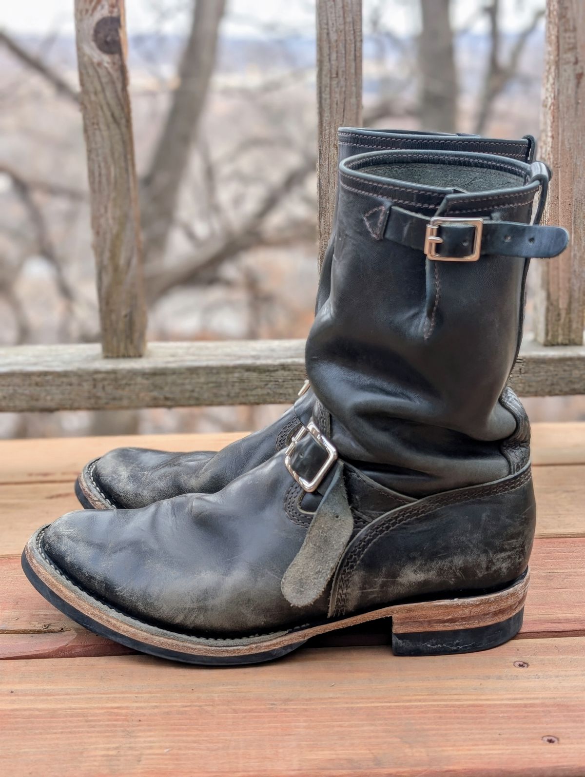 Photo by timelesstough on March 3, 2025 of the Wesco Mister Lou in Maryam Petrolio Waxed Black Horsehide.