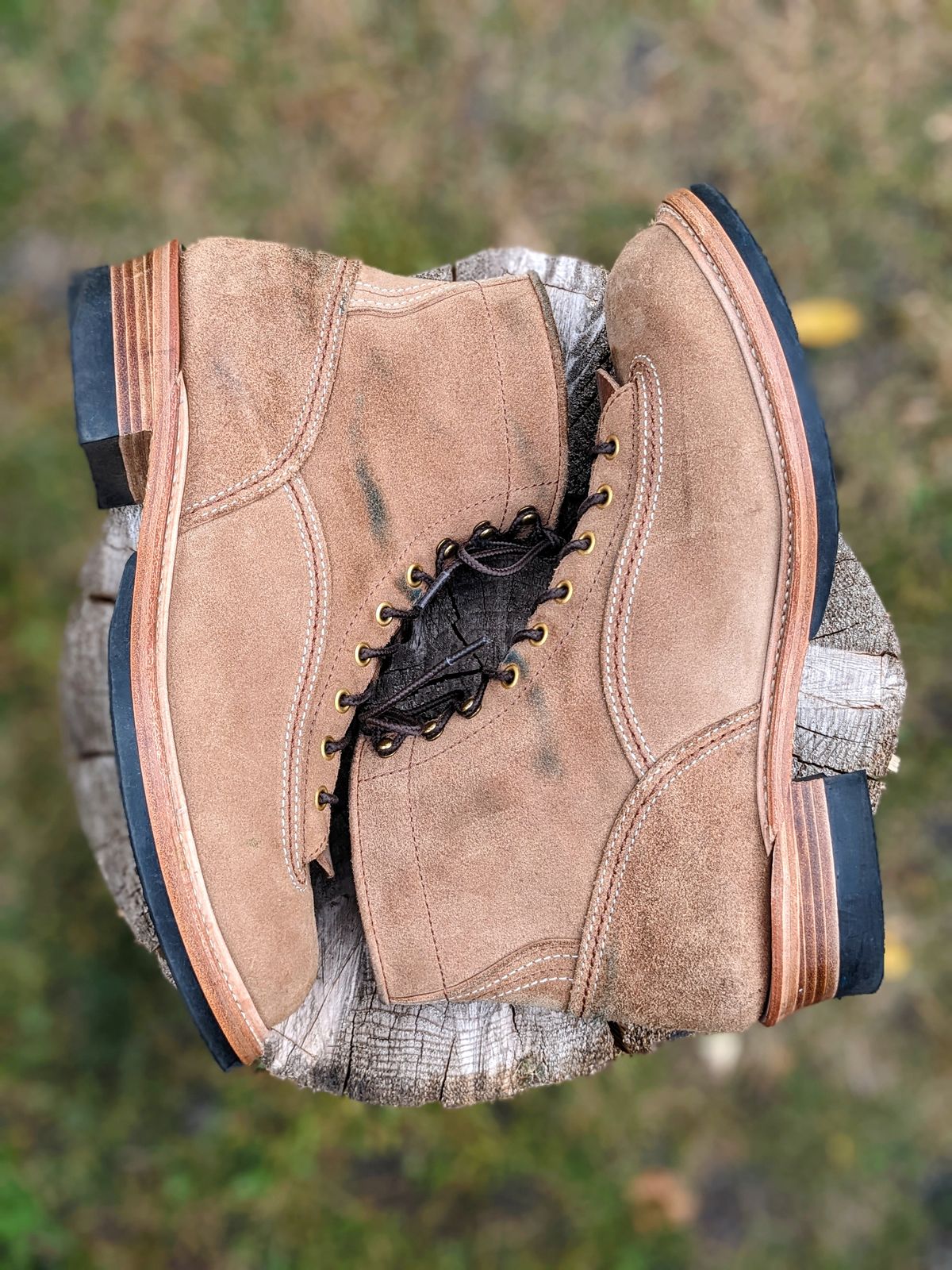 Photo by timelesstough on October 4, 2022 of the John Lofgren Donkey Puncher Boots in Horween Natural Chromexcel Roughout.