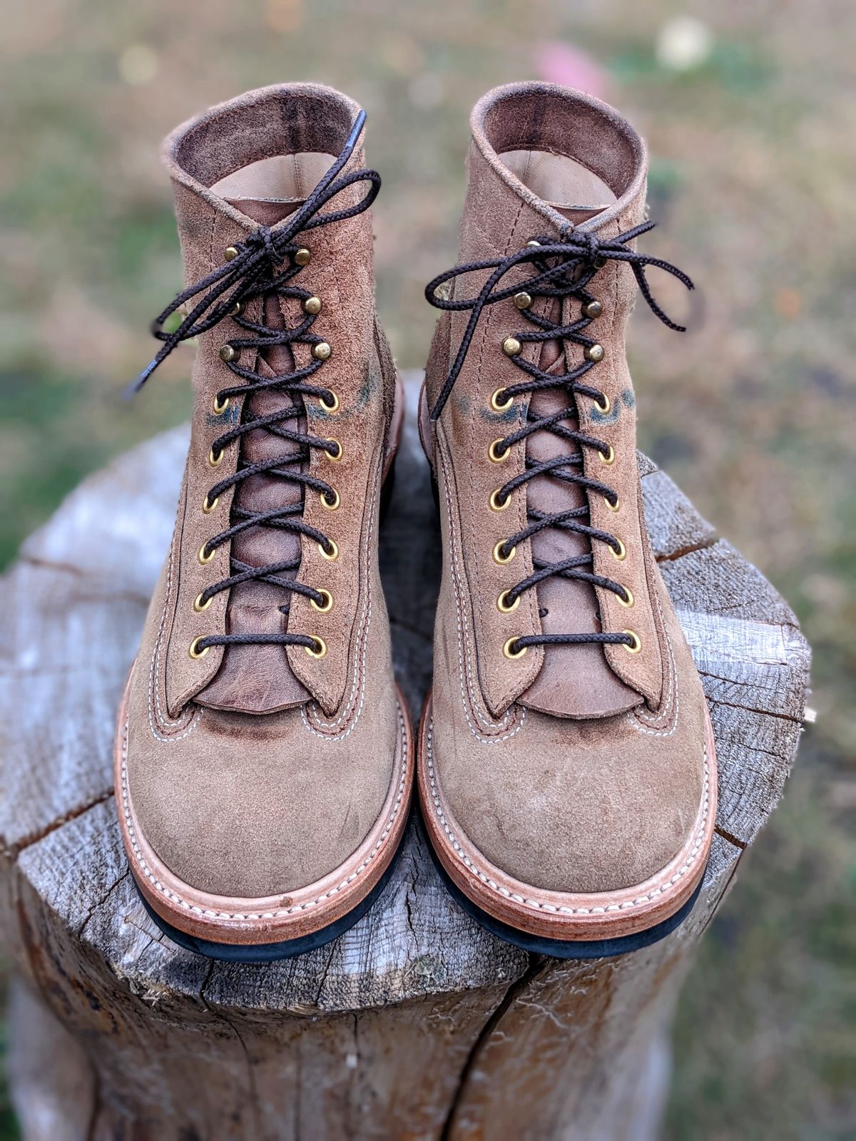 Photo by timelesstough on October 4, 2022 of the John Lofgren Donkey Puncher Boots in Horween Natural Chromexcel Roughout.
