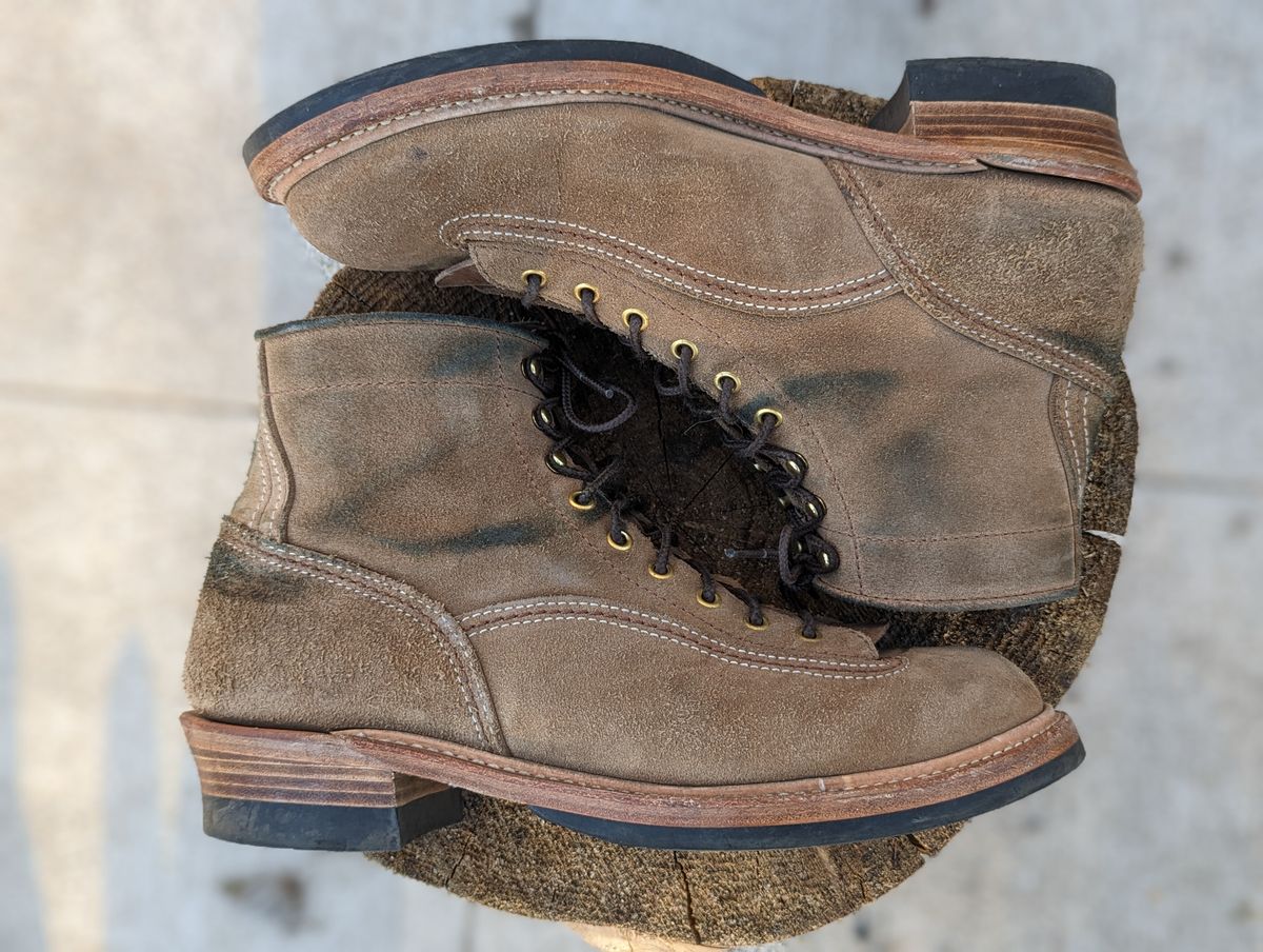 Photo by timelesstough on November 1, 2022 of the John Lofgren Donkey Puncher Boots in Horween Natural Chromexcel Roughout.