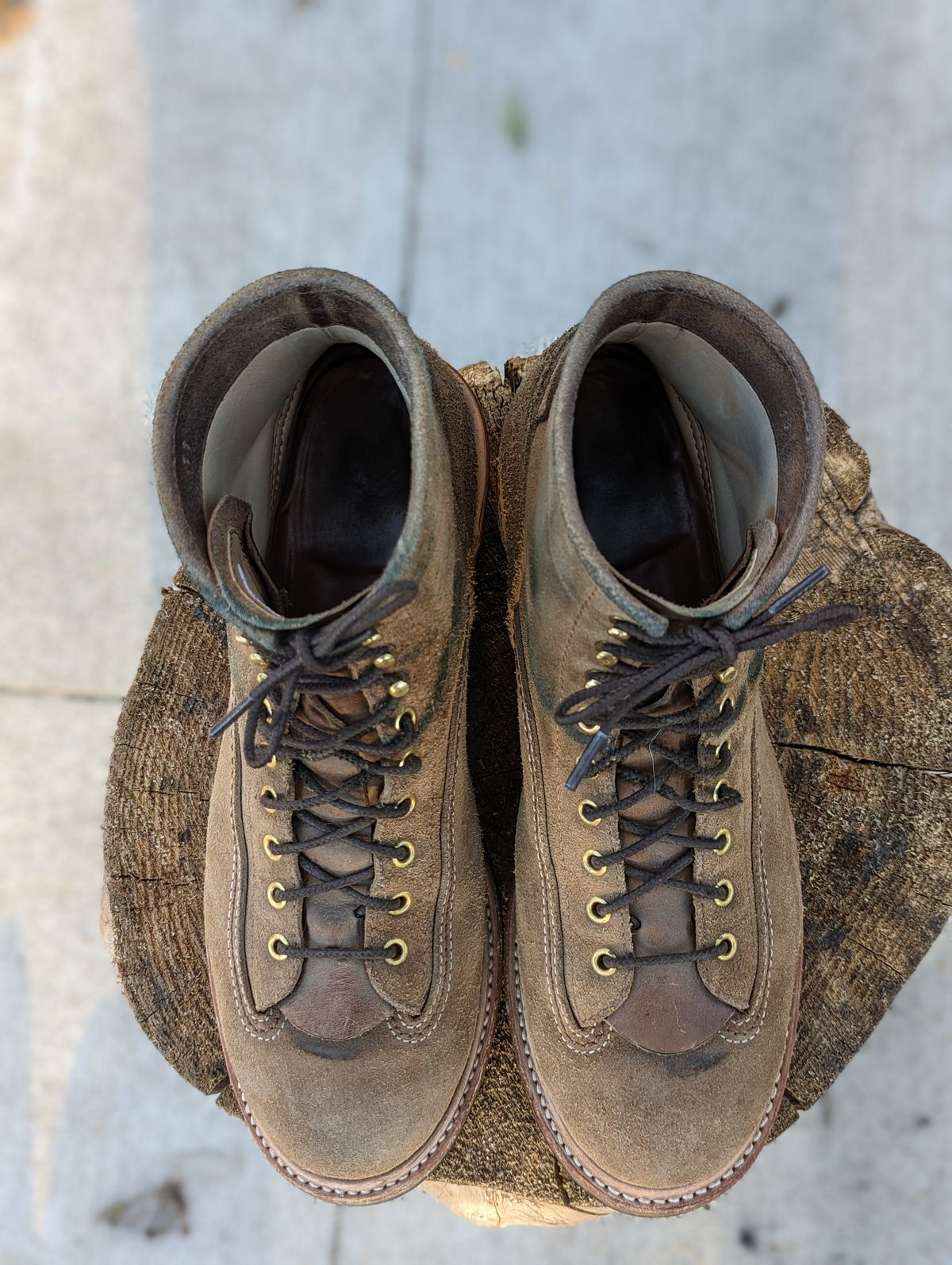 Photo by timelesstough on November 1, 2022 of the John Lofgren Donkey Puncher Boots in Horween Natural Chromexcel Roughout.