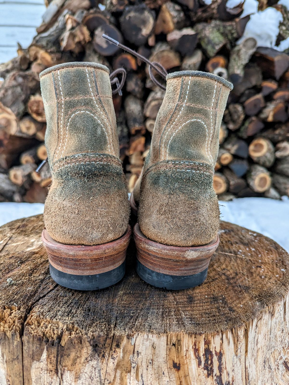 Photo by timelesstough on January 2, 2023 of the John Lofgren Donkey Puncher Boots in Horween Natural Chromexcel Roughout.