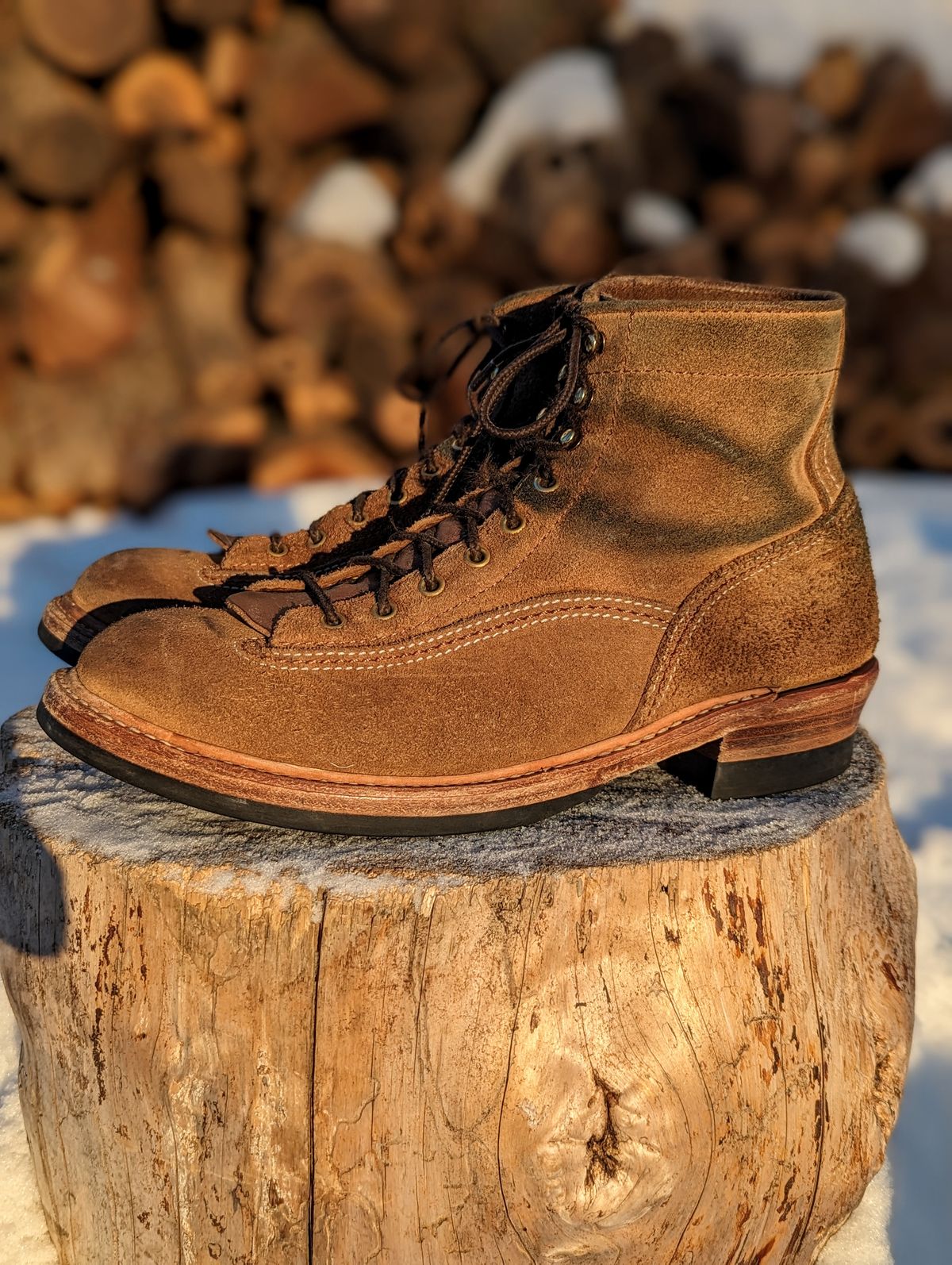 Photo by timelesstough on February 2, 2023 of the John Lofgren Donkey Puncher Boots in Horween Natural Chromexcel Roughout.