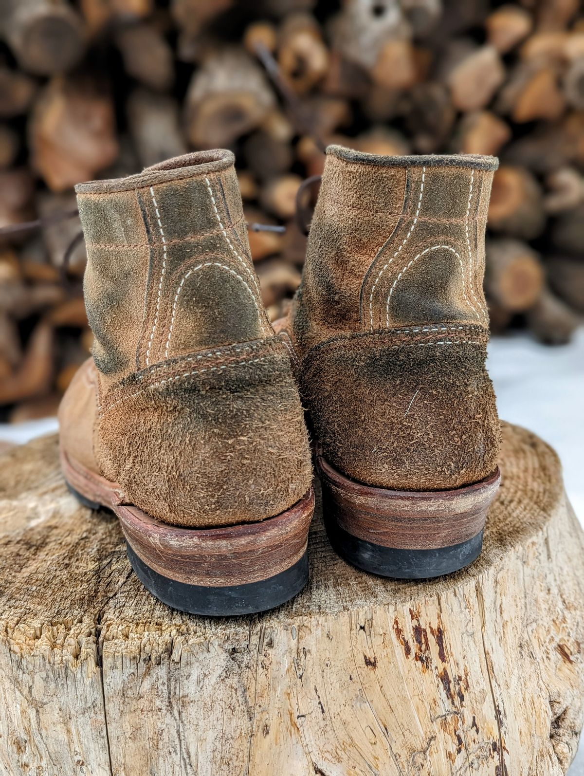 Photo by timelesstough on March 2, 2023 of the John Lofgren Donkey Puncher Boots in Horween Natural Chromexcel Roughout.