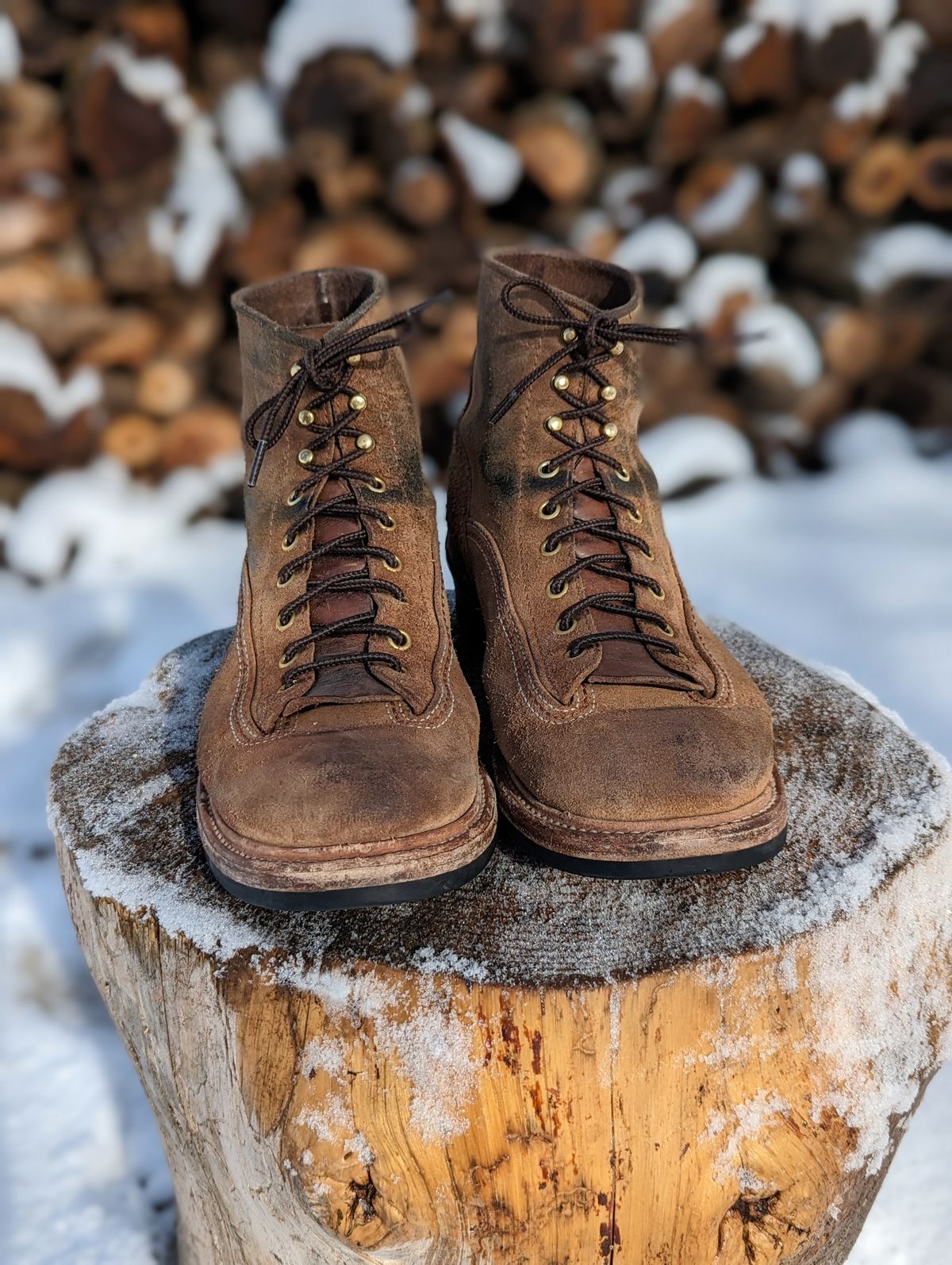 Photo by timelesstough on April 1, 2023 of the John Lofgren Donkey Puncher Boots in Horween Natural Chromexcel Roughout.