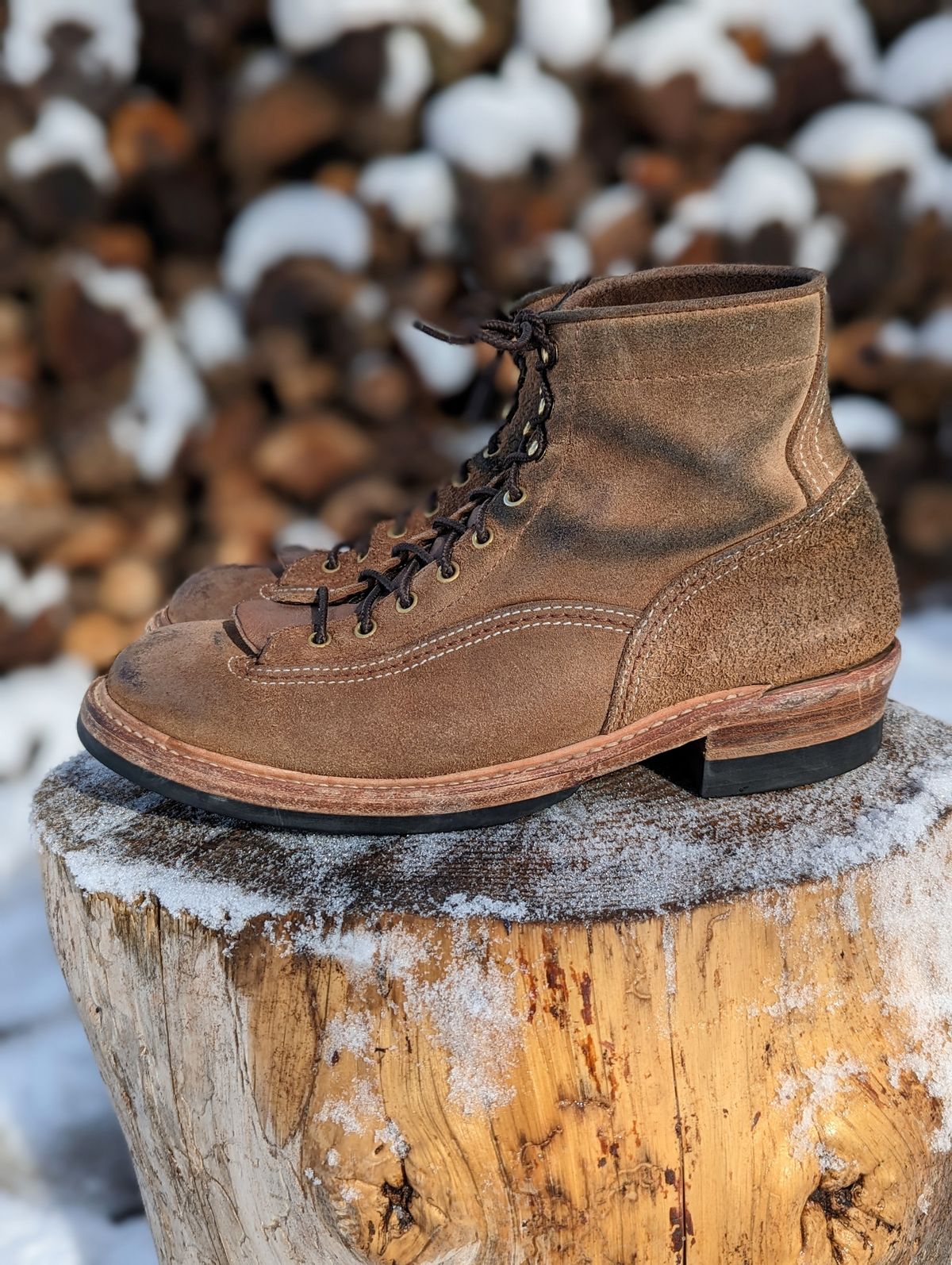 Photo by timelesstough on April 1, 2023 of the John Lofgren Donkey Puncher Boots in Horween Natural Chromexcel Roughout.