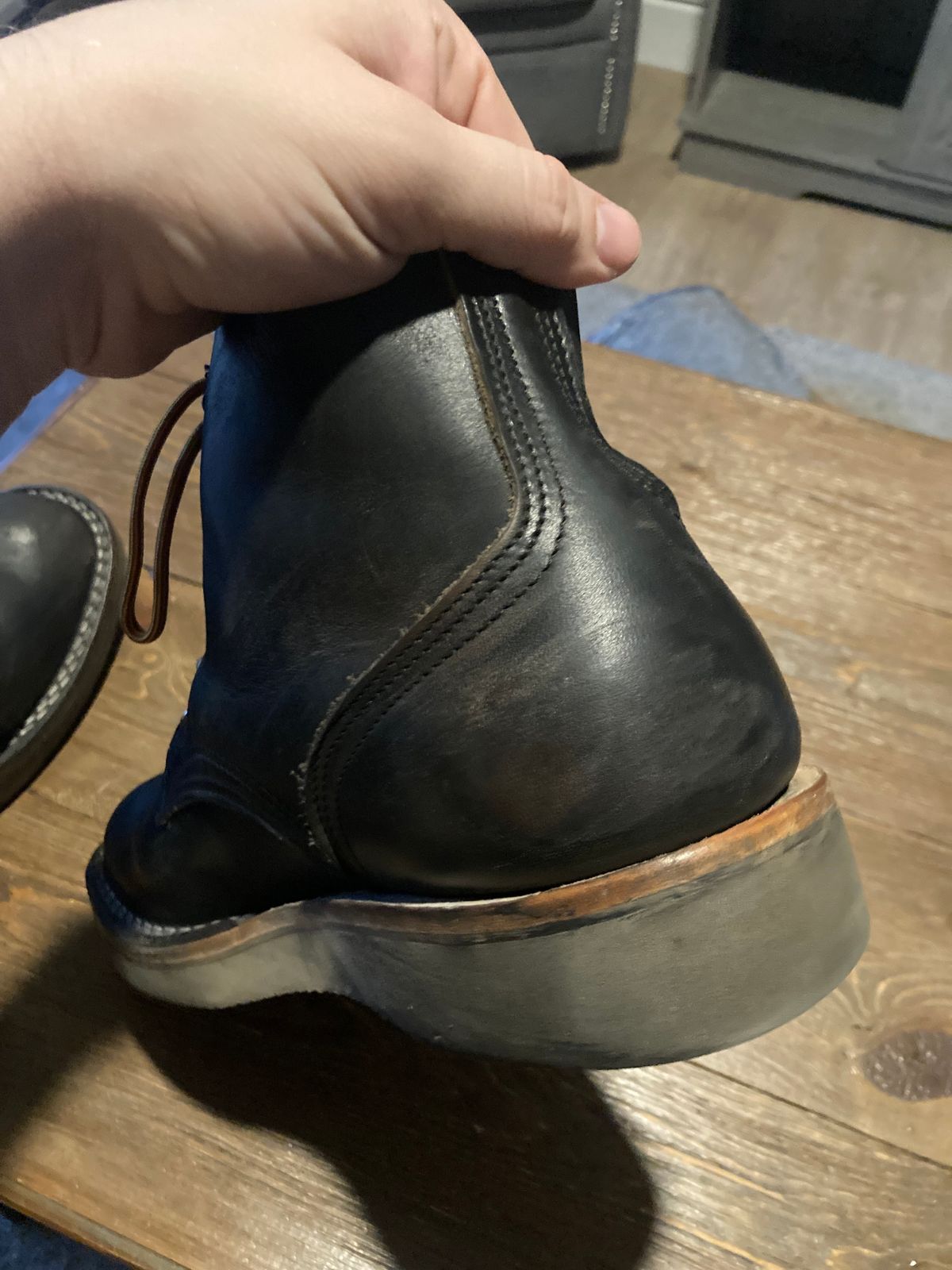 Photo by PostGhost on October 29, 2024 of the Nicks Free Range in Horween Black Chromexcel.
