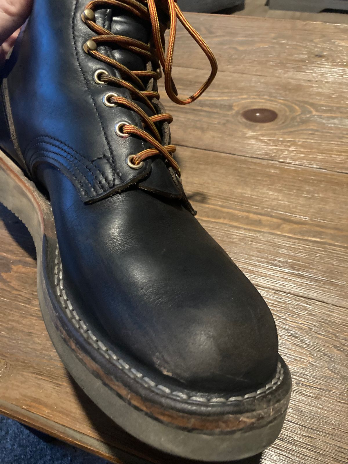 Photo by PostGhost on October 29, 2024 of the Nicks Free Range in Horween Black Chromexcel.
